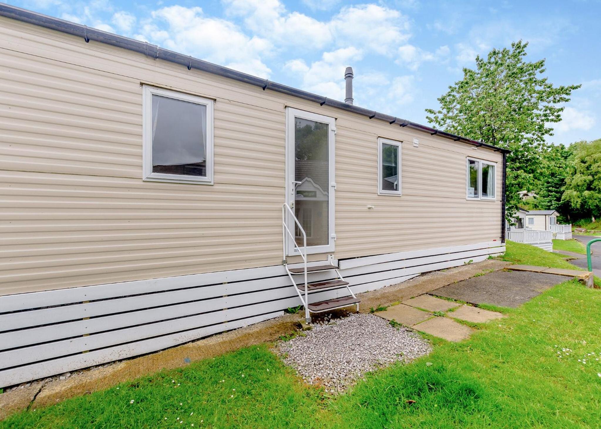 Two-Bedroom Mobile Home photo 2