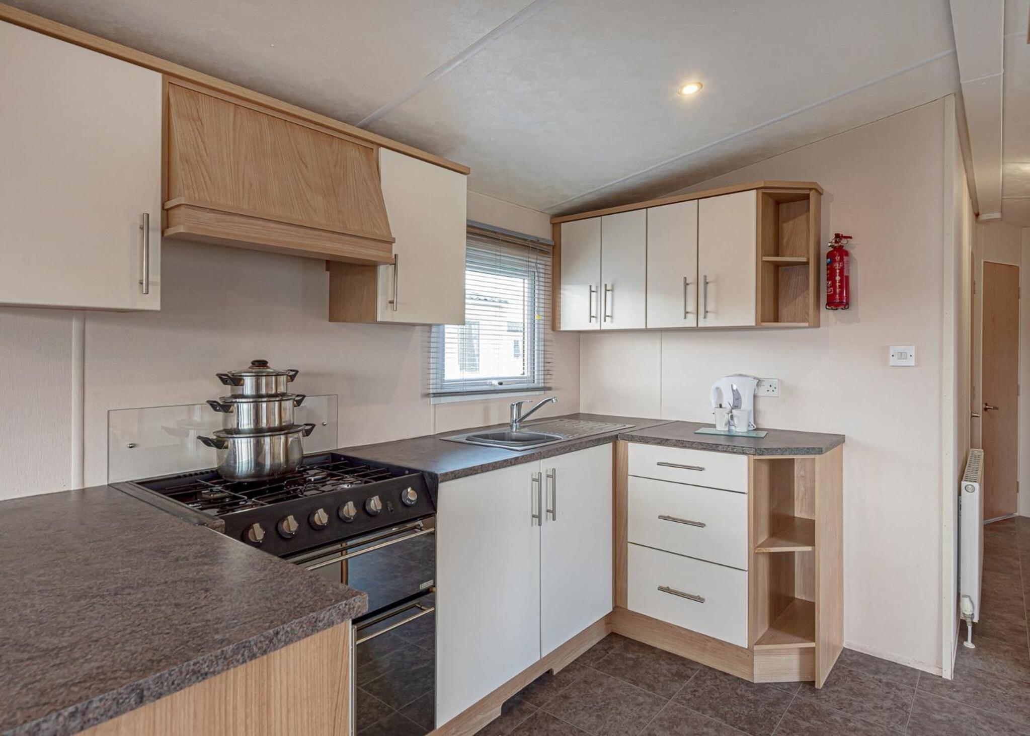 One-Bedroom Bungalow photo 2