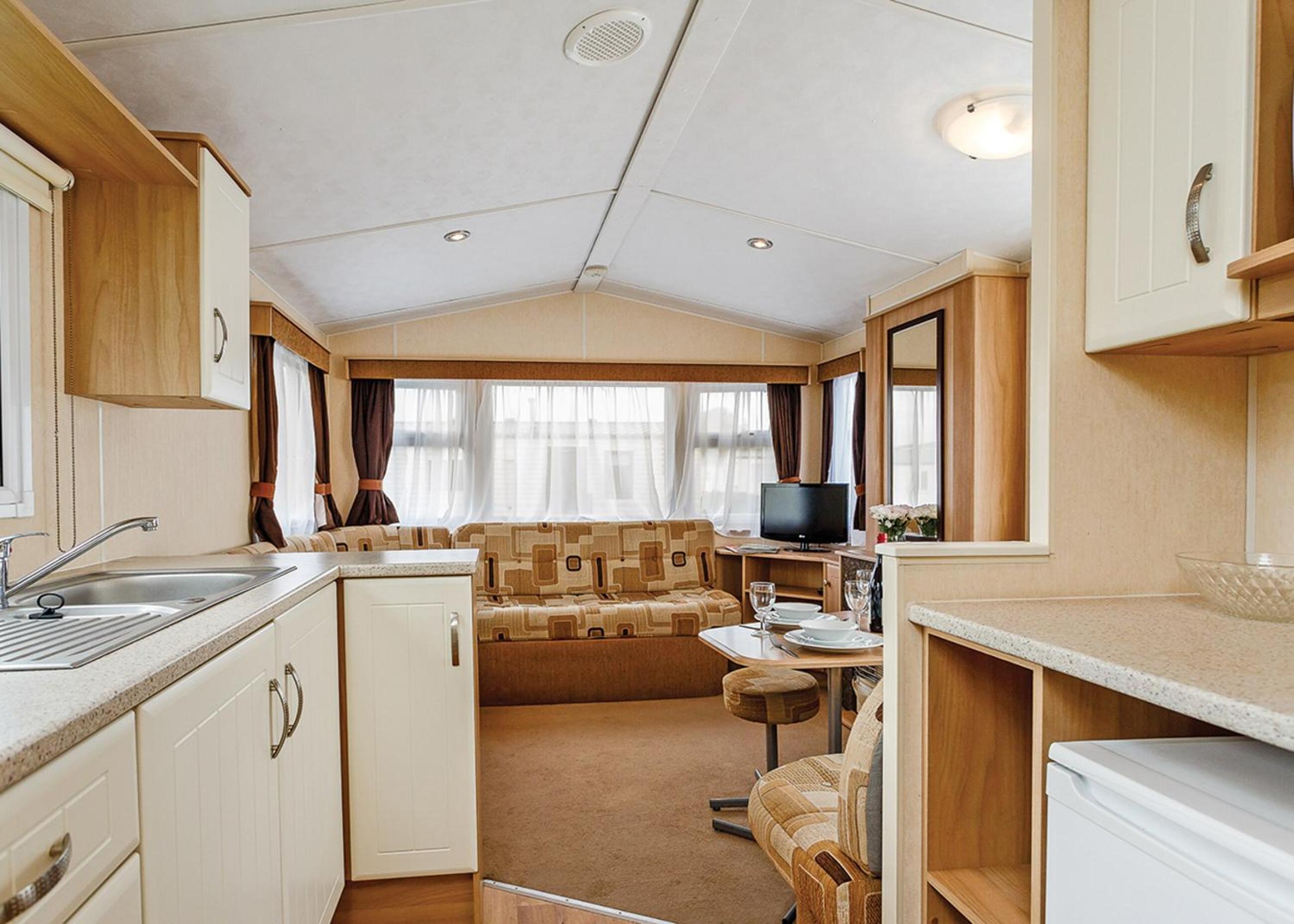 Mobile Home 3 photo 1