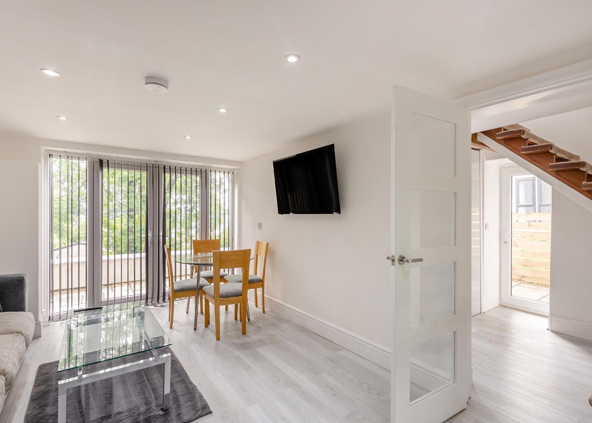 Two-Bedroom Holiday Home 2 photo 1