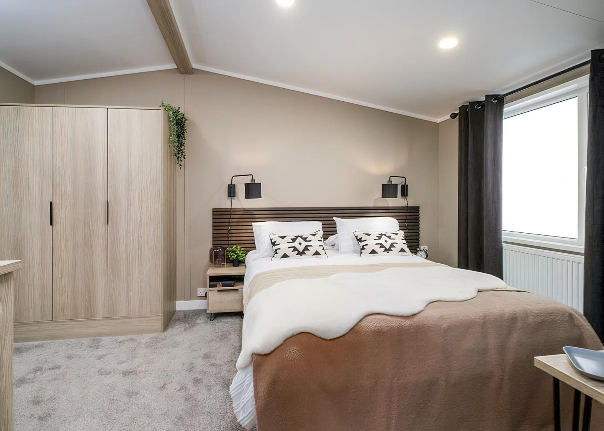 Two-Bedroom House photo 3