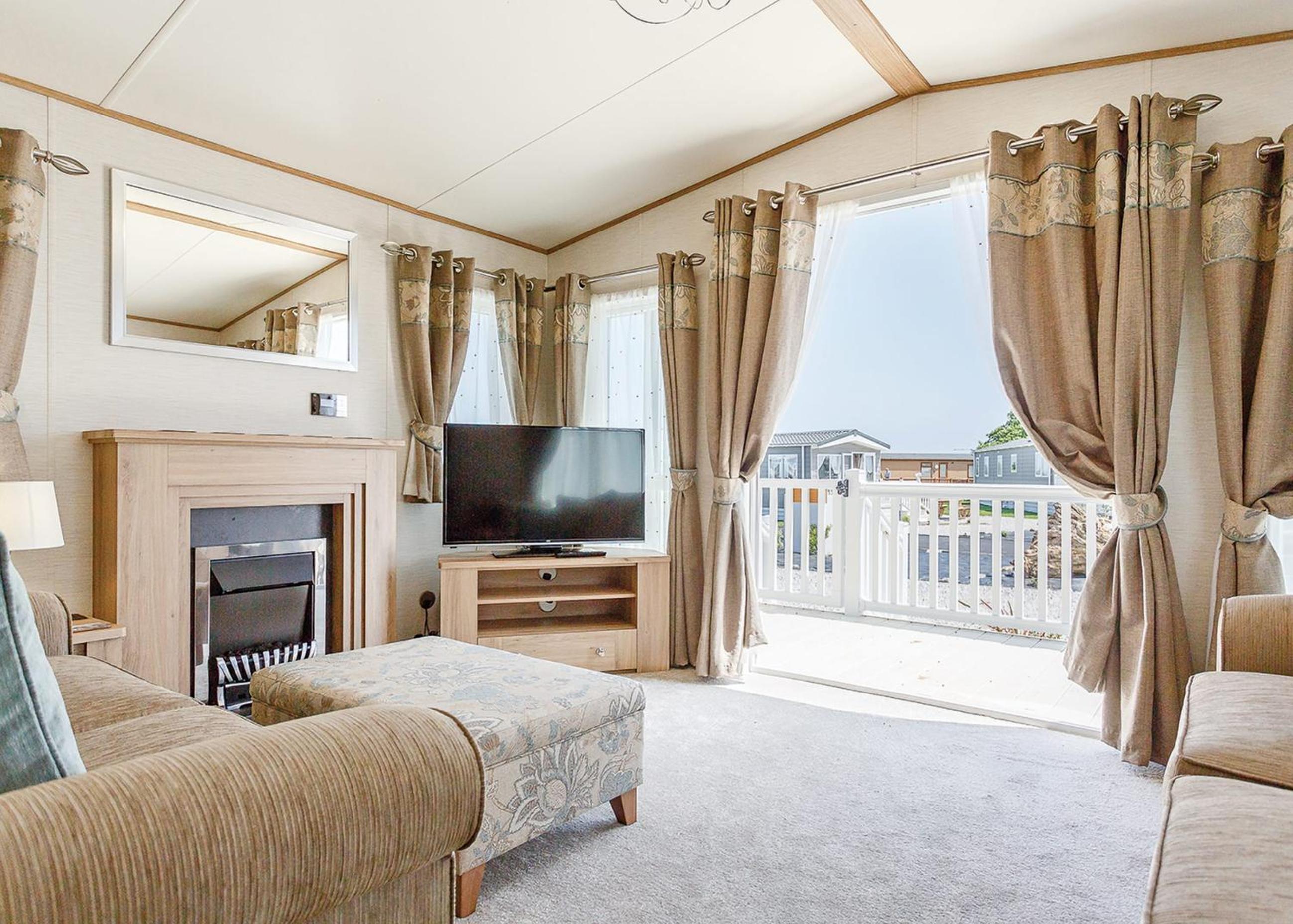 Two-Bedroom Holiday Home 3 photo 1