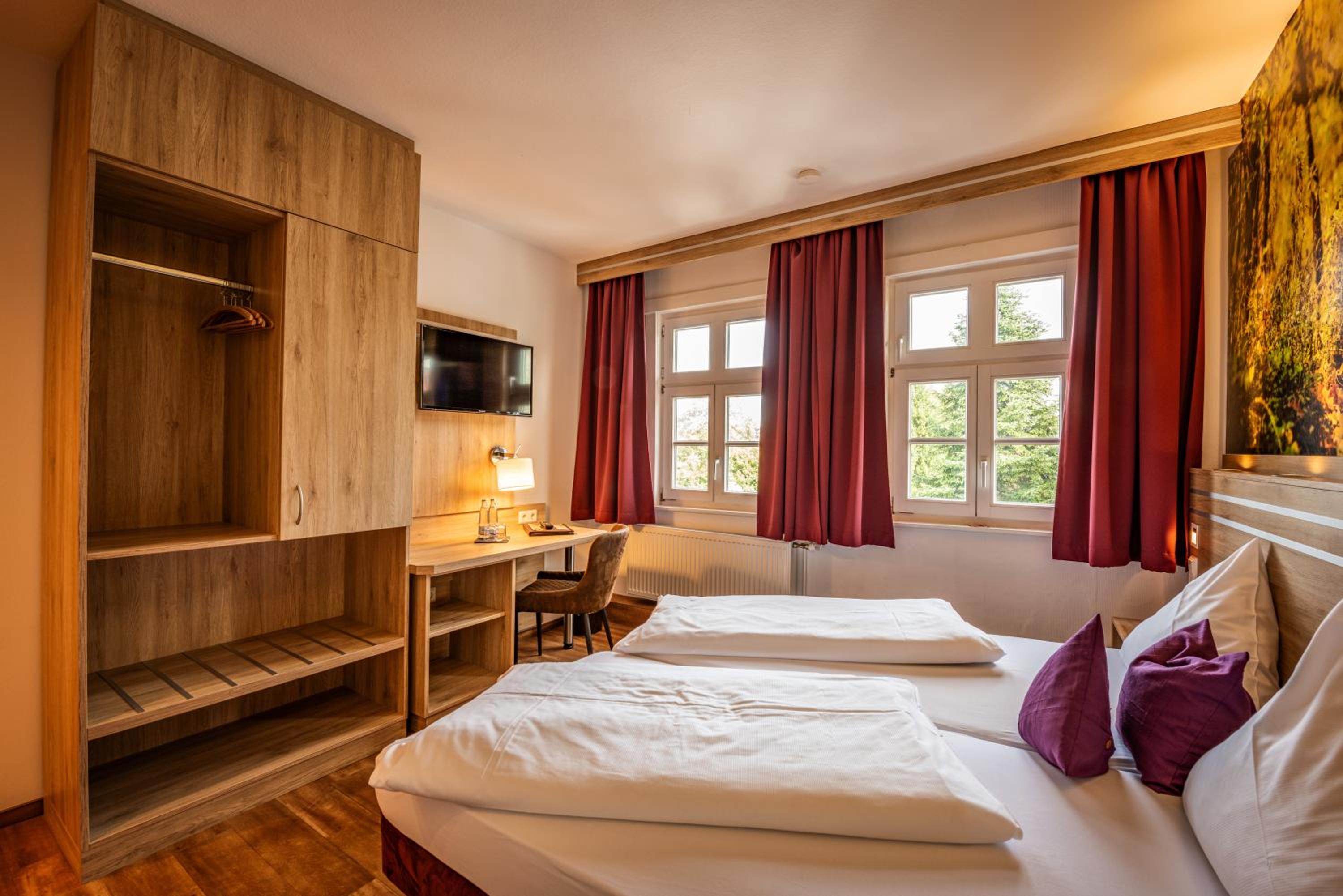 Double Room - Photo 14