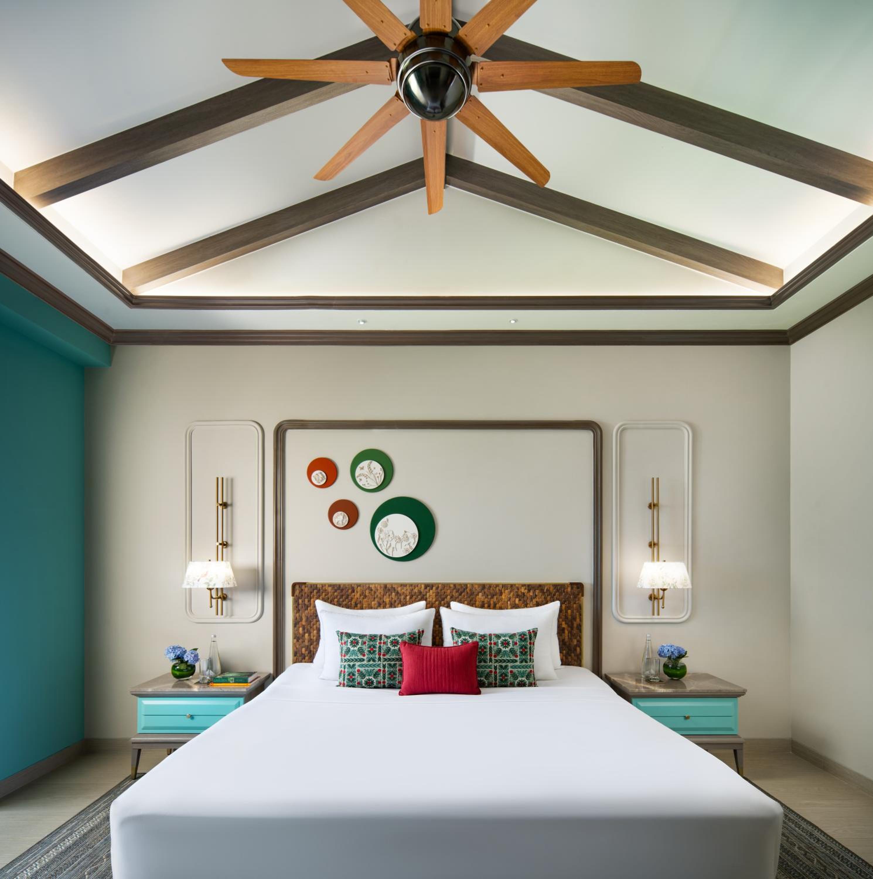Premium Room Valley View King Bed with Complimentary Indoor & Outdoor Activities photo 2