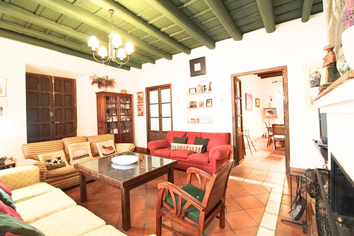Casa de cinco habitaciones
