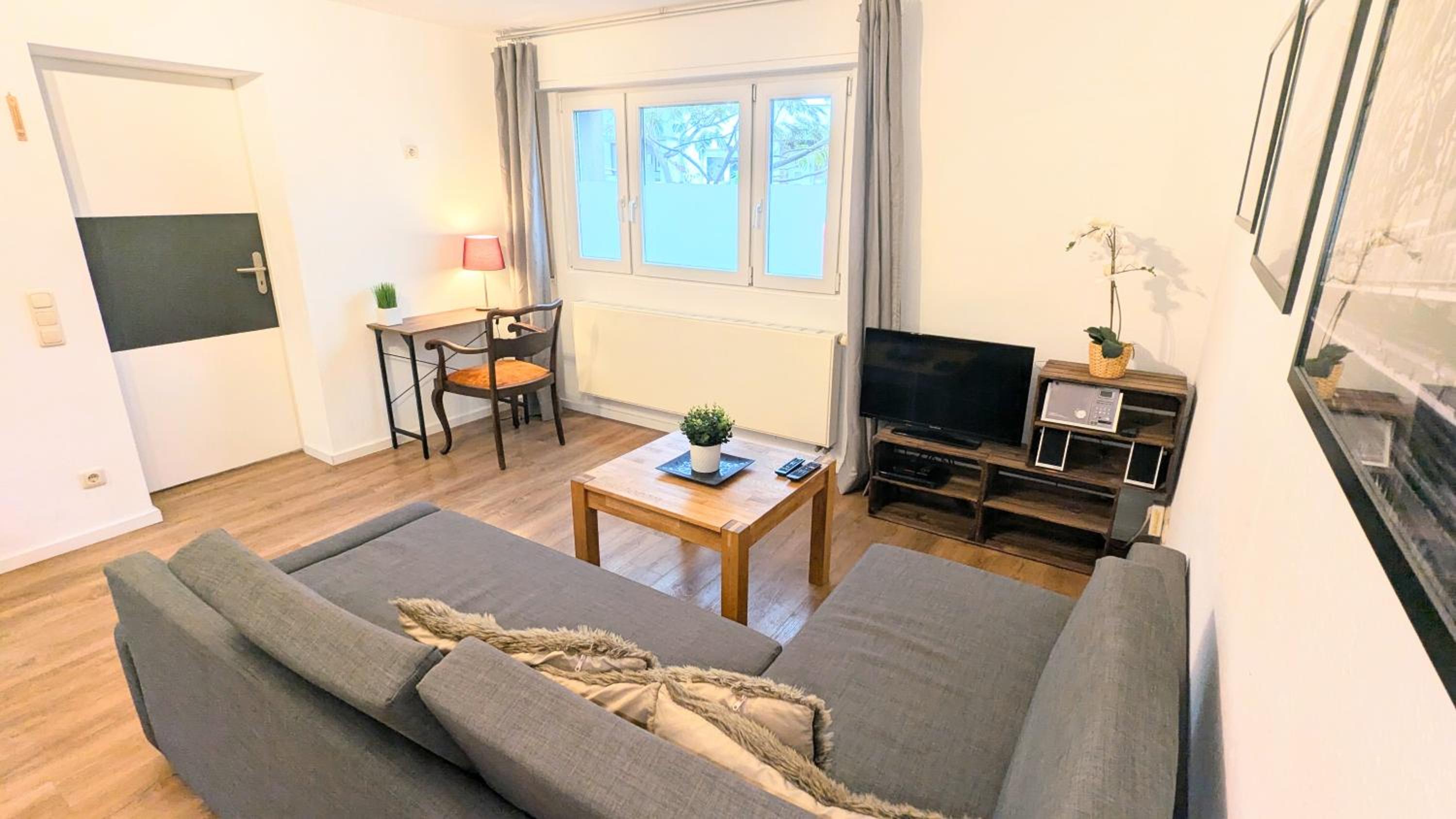 Two-Bedroom Apartment - Photo 8