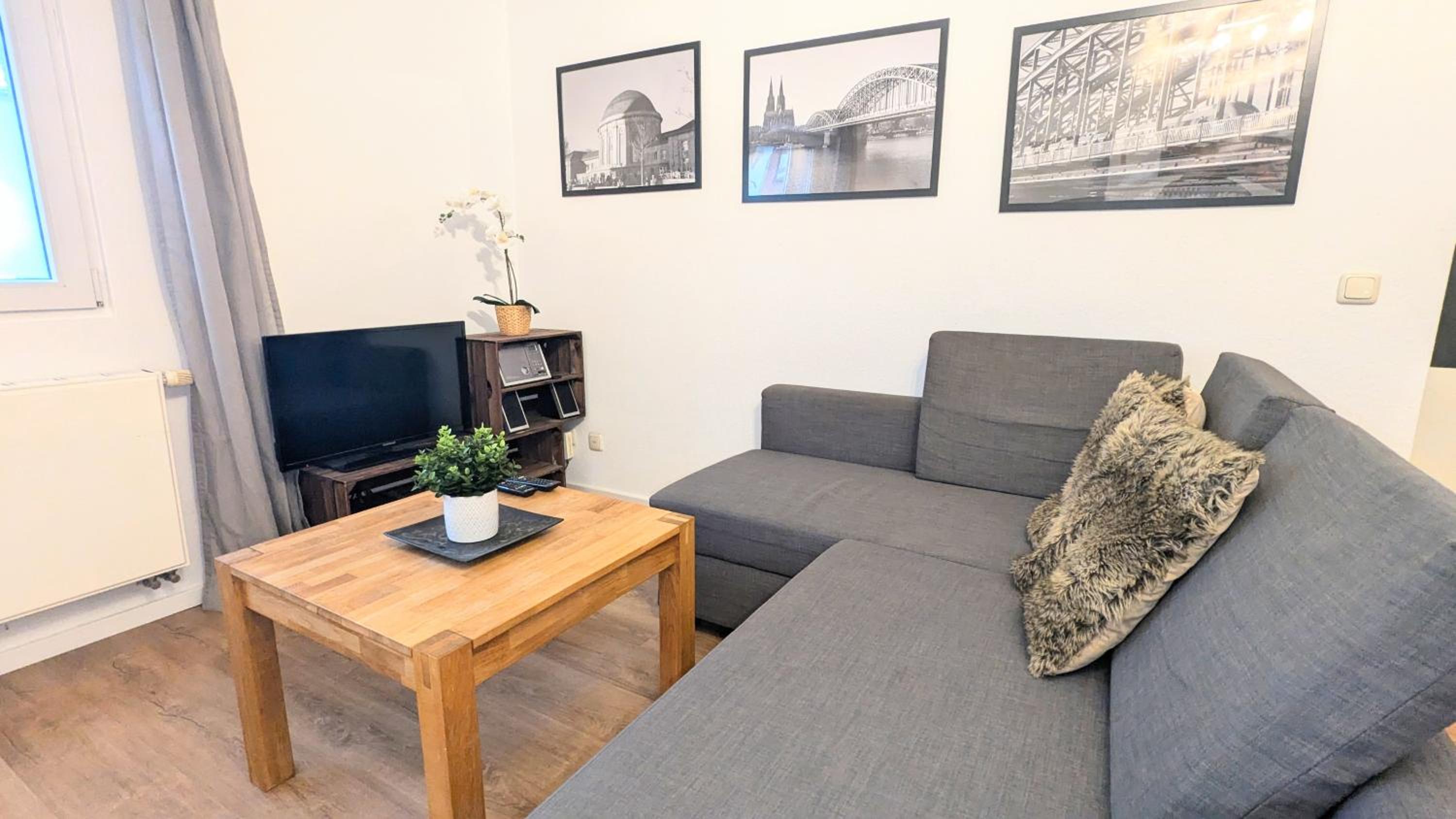 Two-Bedroom Apartment - Photo 12