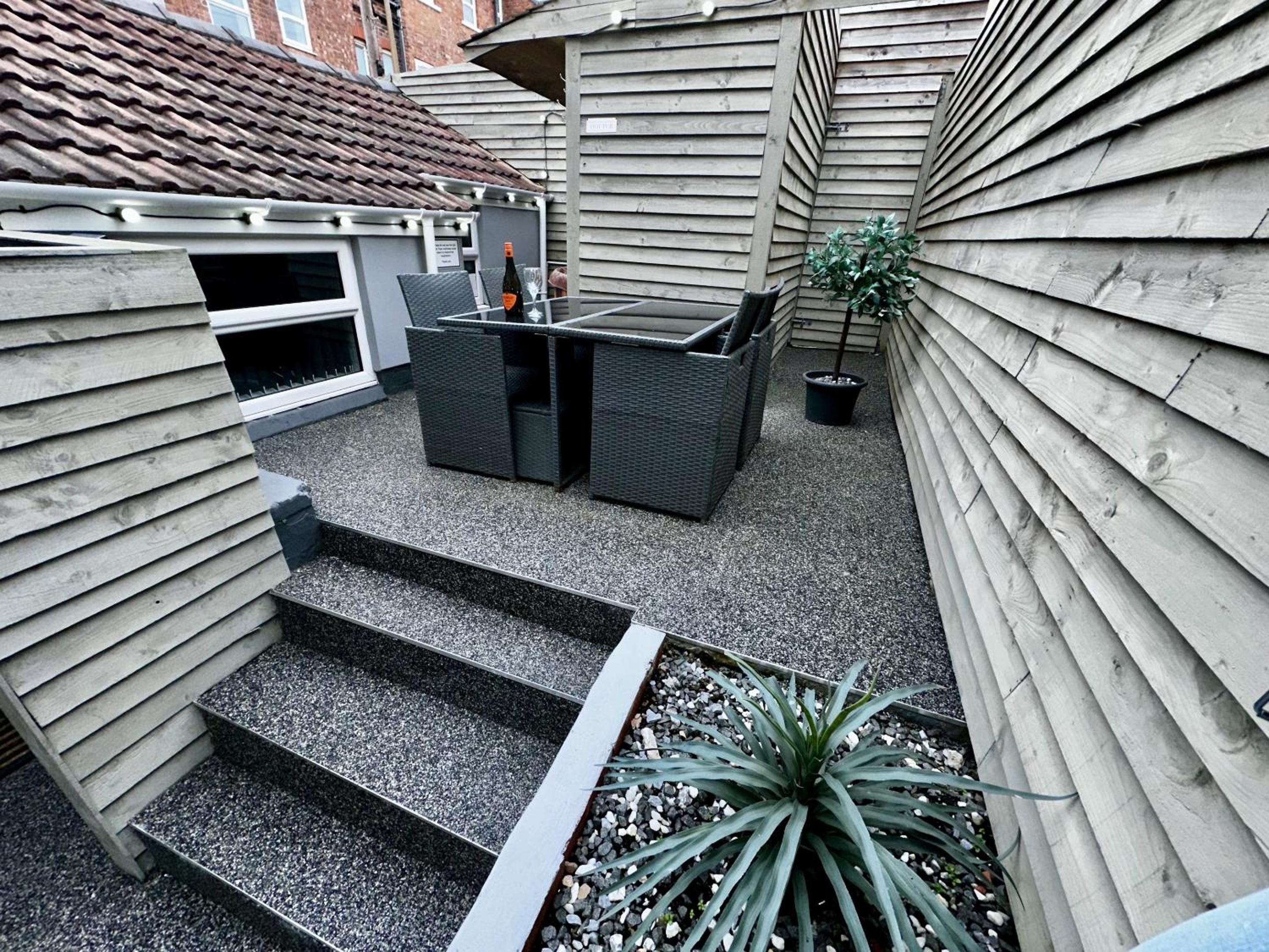Delux apartment with hot tub in garden - Photo 21