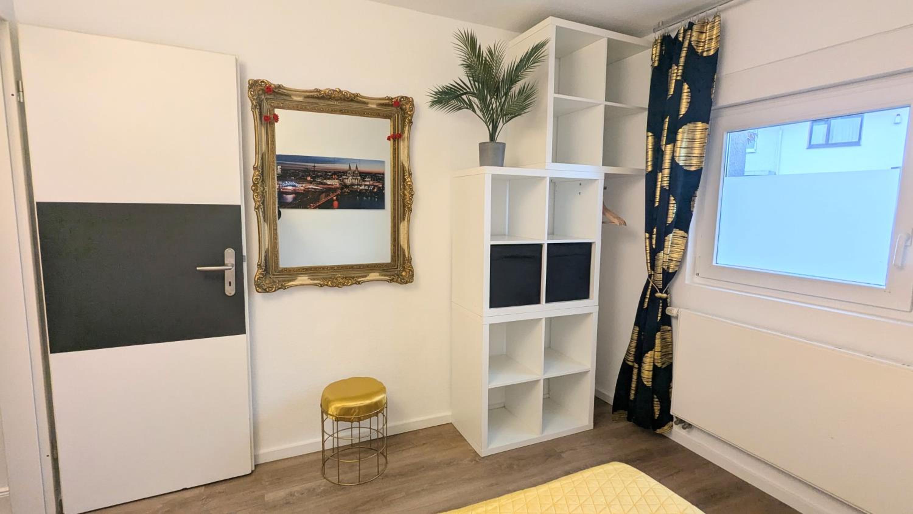 Two-Bedroom Apartment - Photo 23