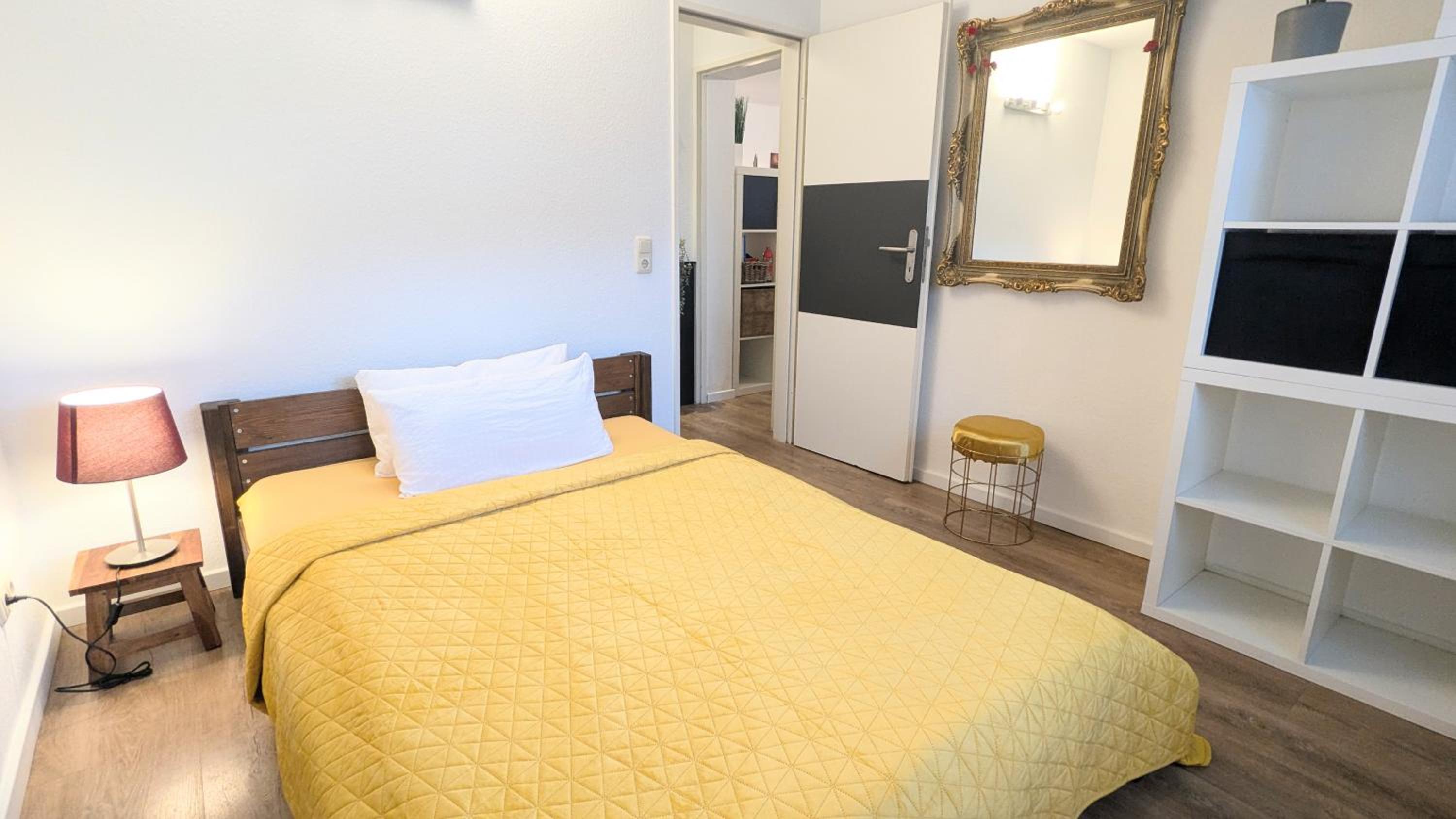 Two-Bedroom Apartment - Photo 25
