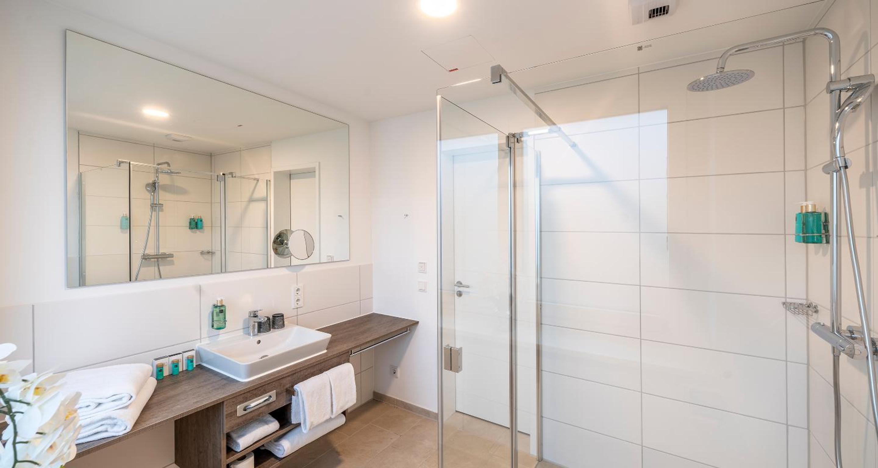 Junior King Suite - Photo 4