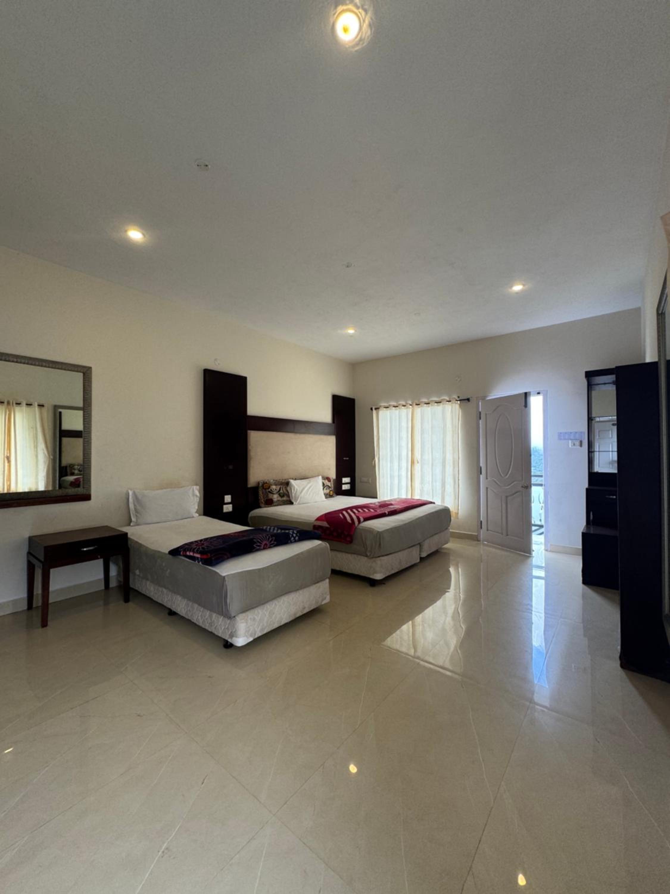 Family Room with Balcony photo 1