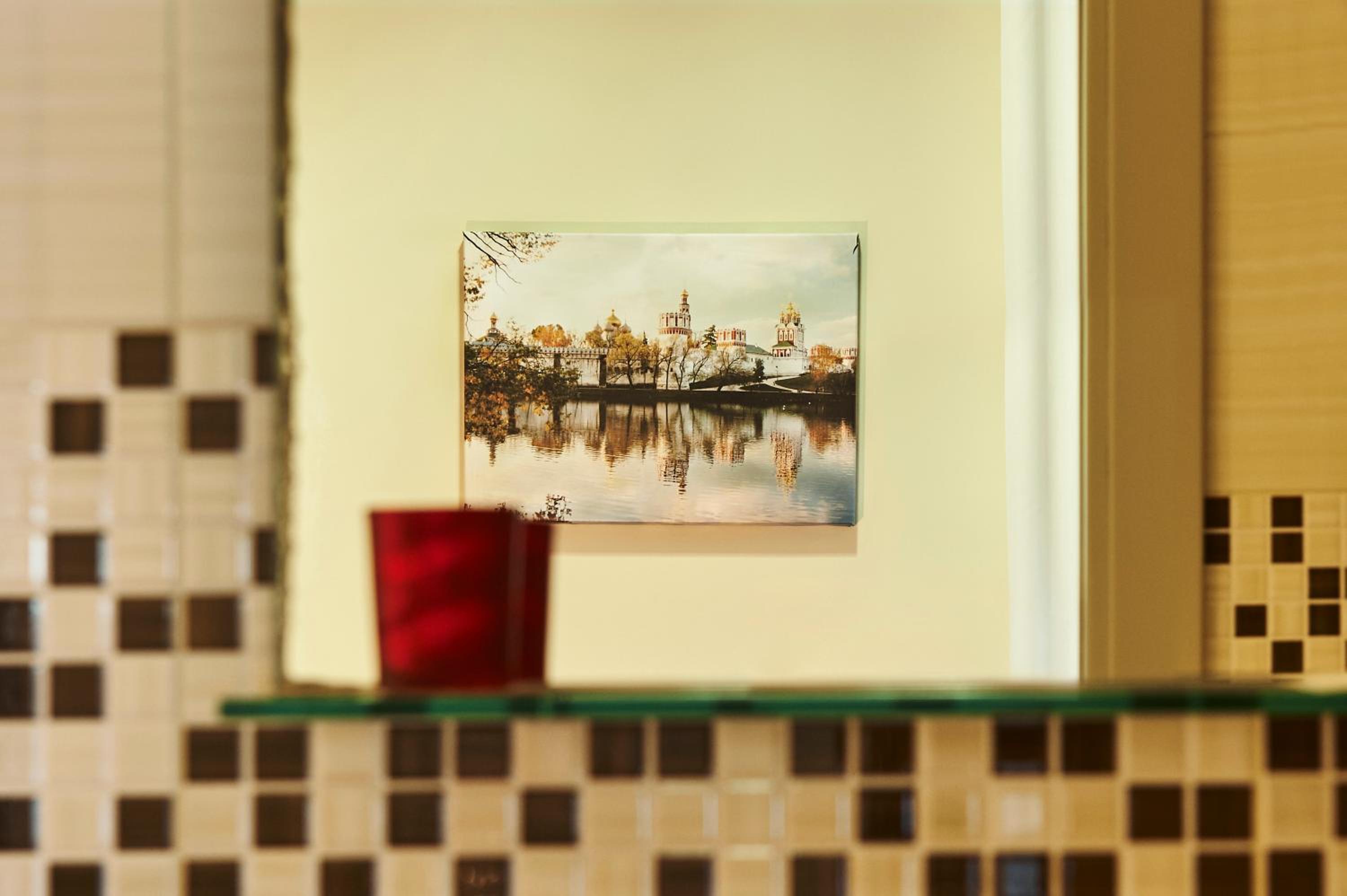 Deluxe King Room photo 2
