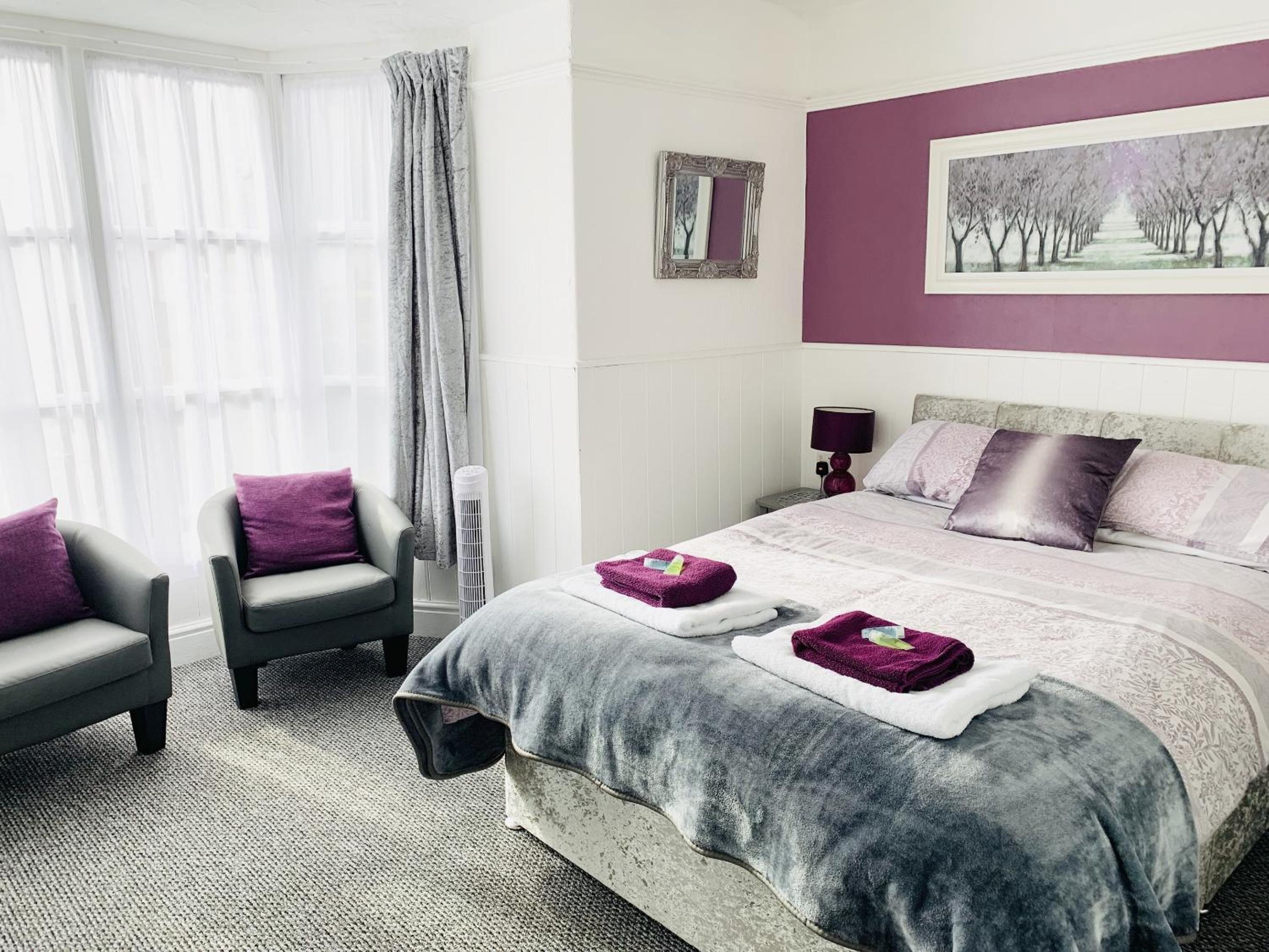 Double Room - Photo 2