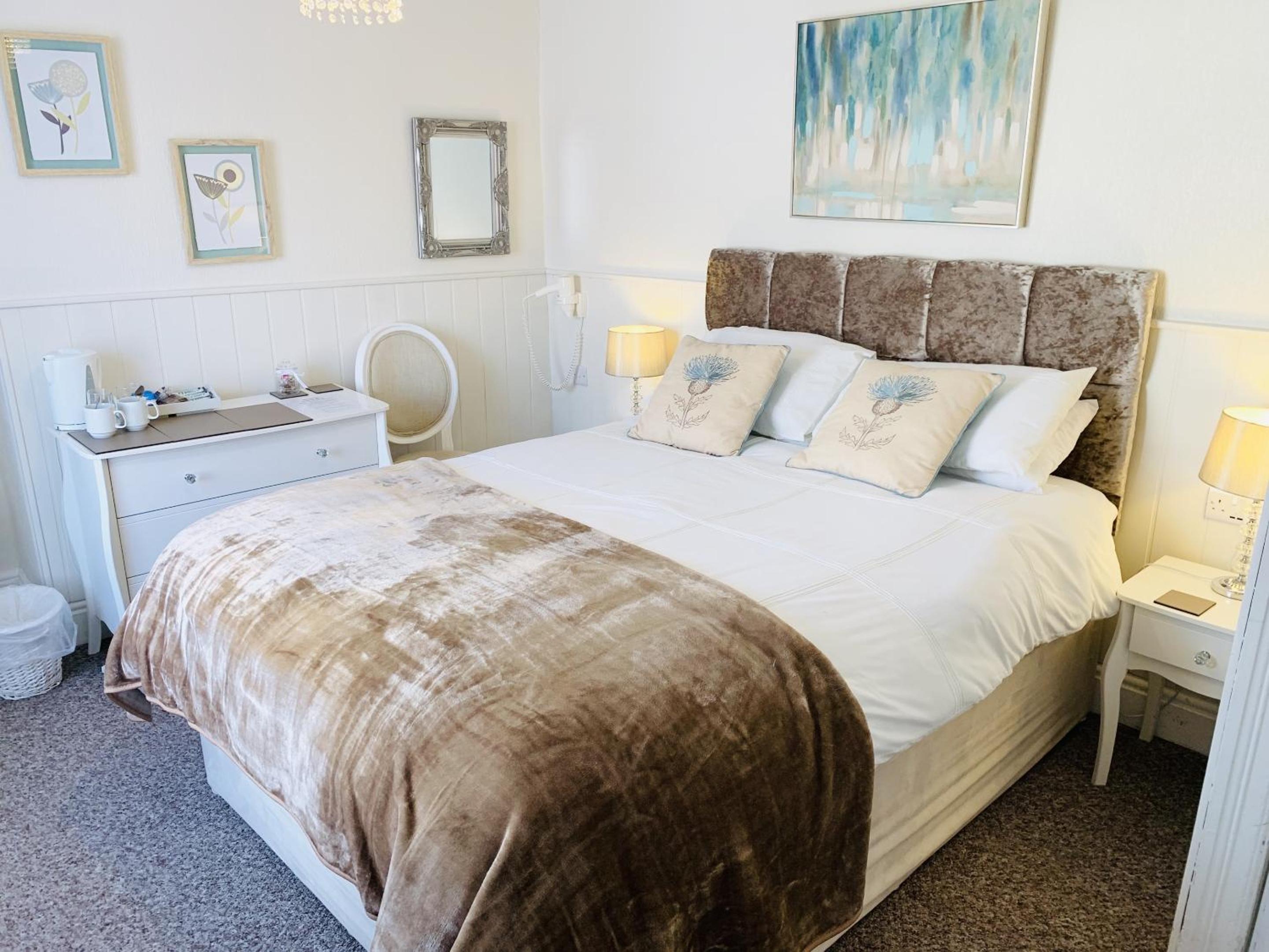 Double Room - Photo 1