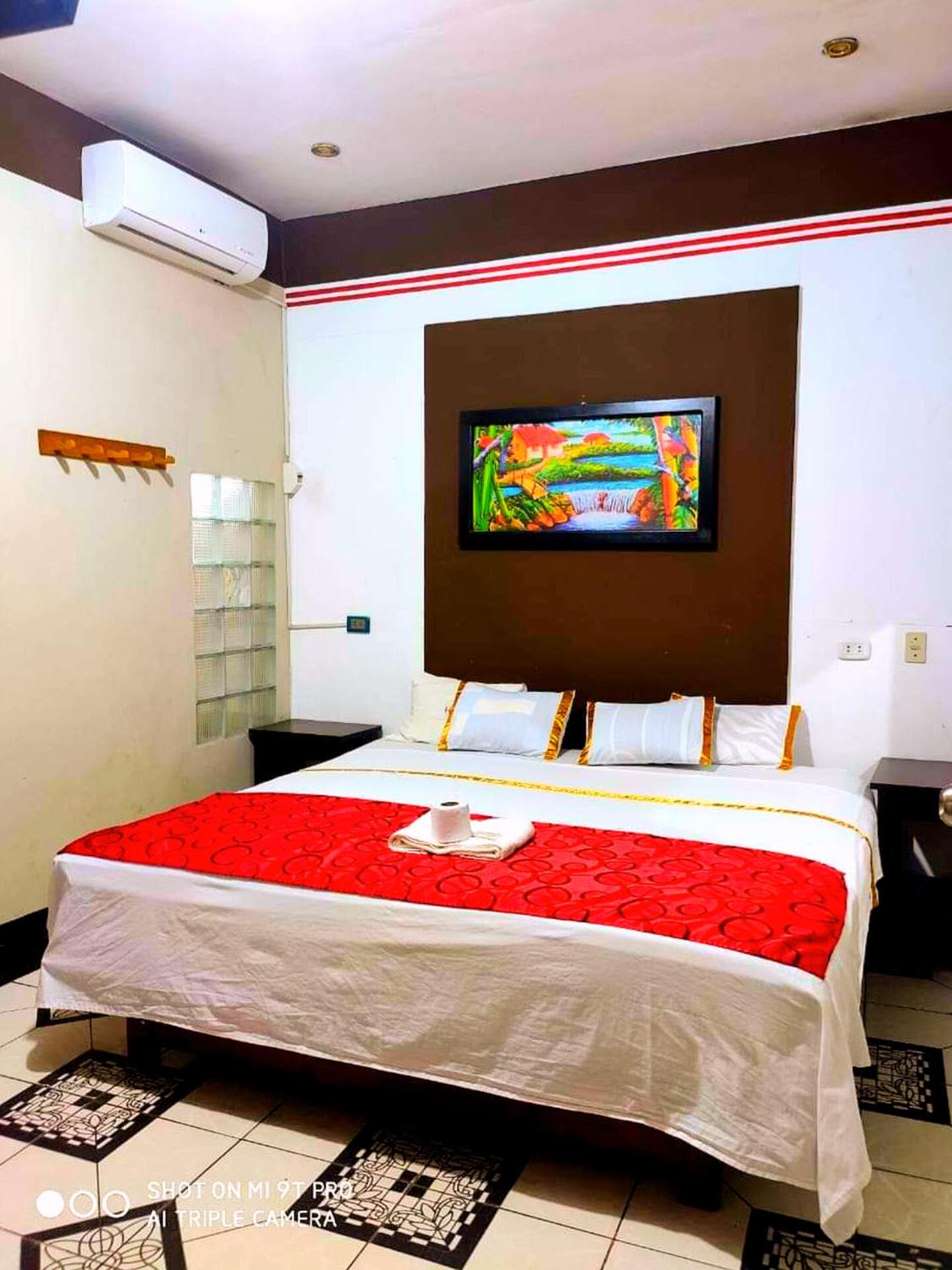 Large Single Room photo 3