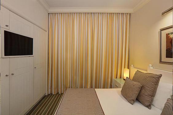 Two-Bedroom Family Apartment photo 2