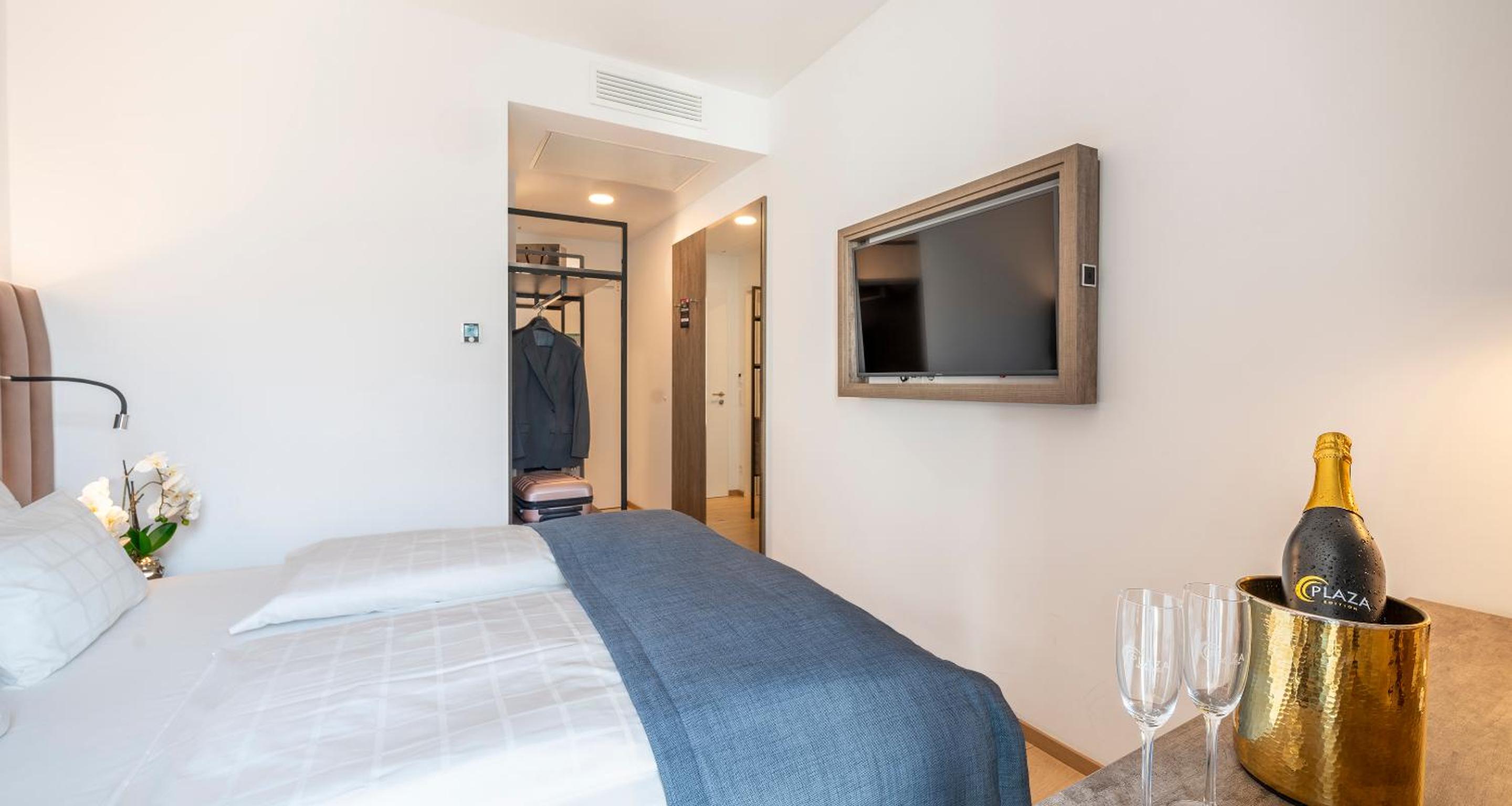 Standard Queen Room - Photo 2
