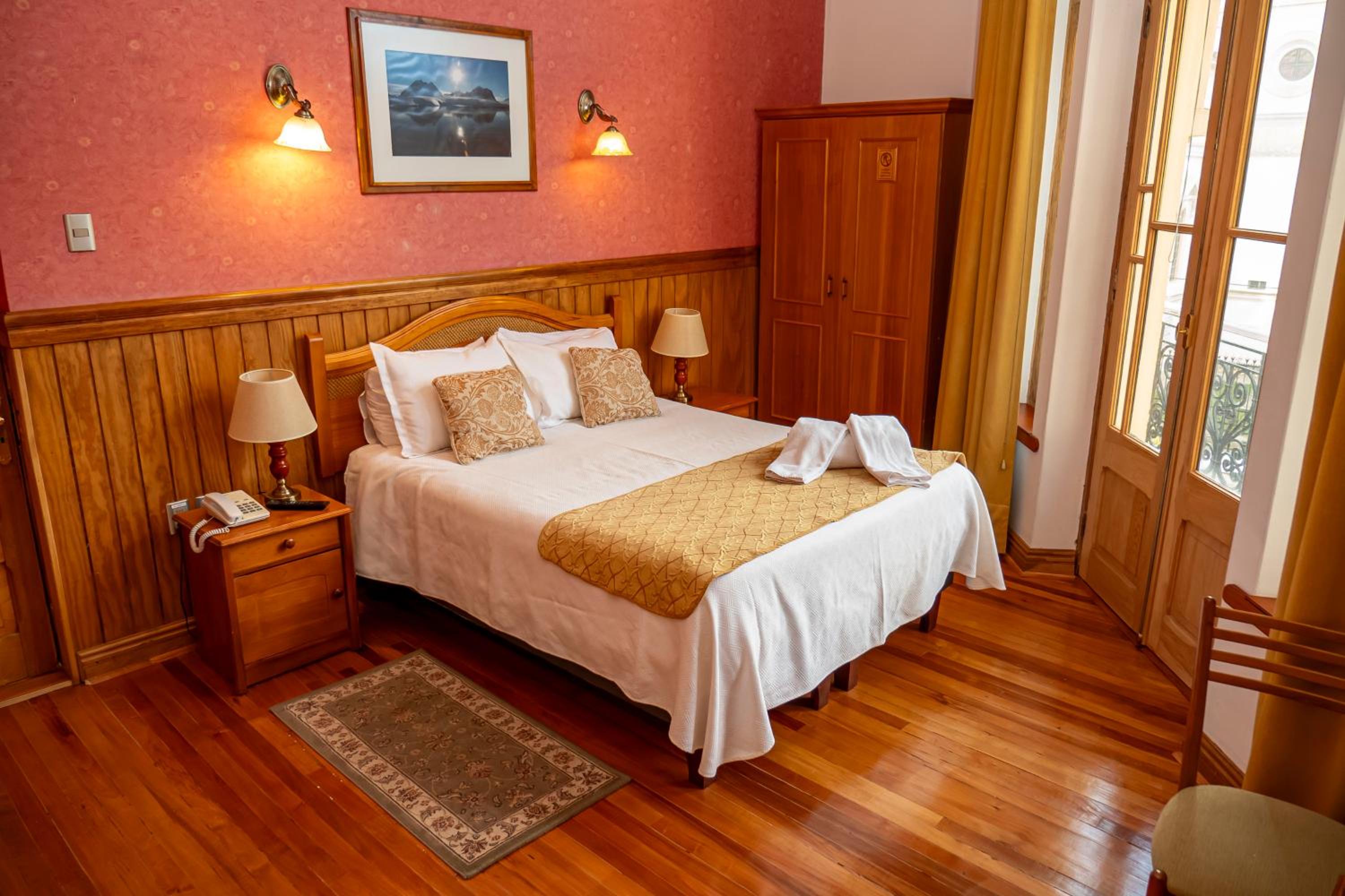 Standard Double Room photo 1