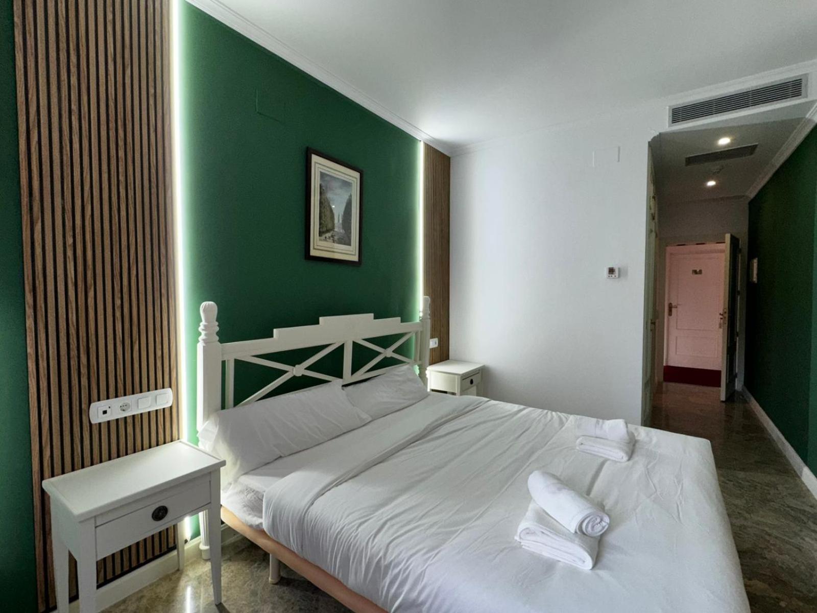 Habitación Doble Estándar o con Dos Camas Individuales.