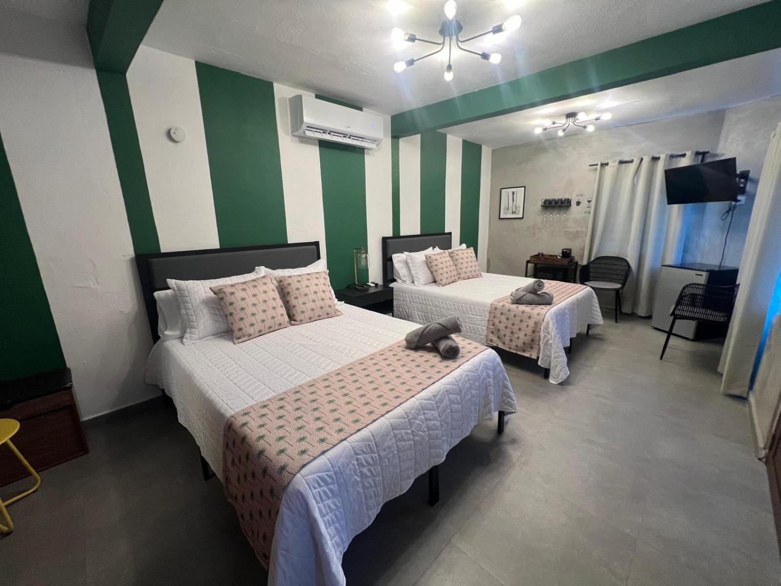 Deluxe Queen Room