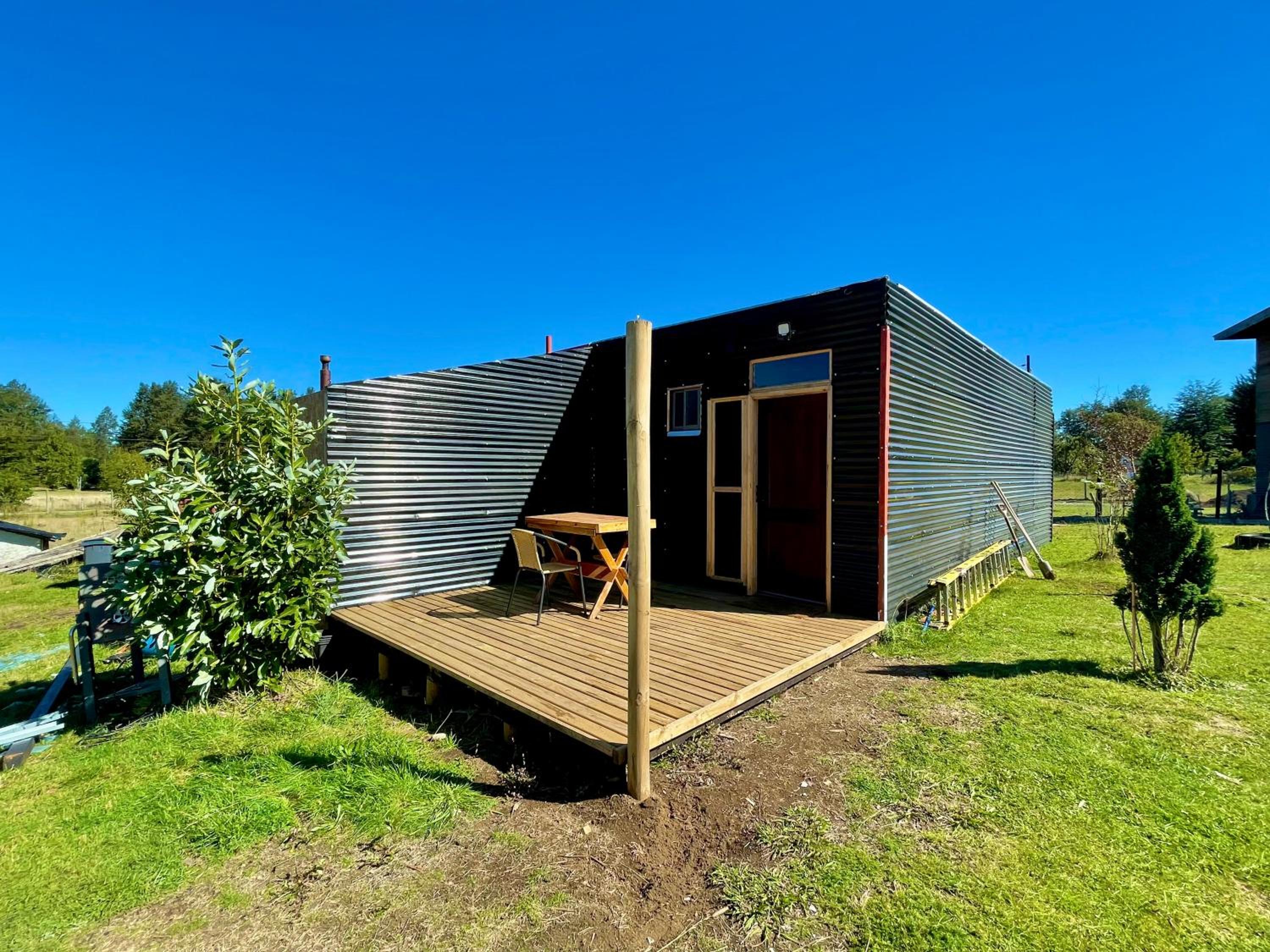 One-Bedroom House photo 1