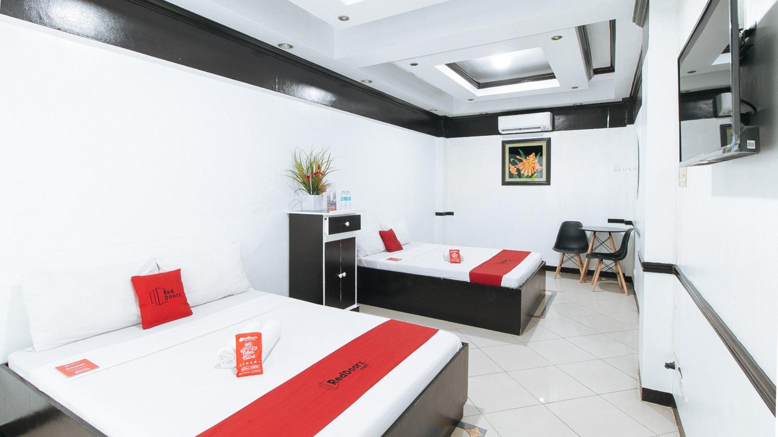 Quadruple Room - Photo 3