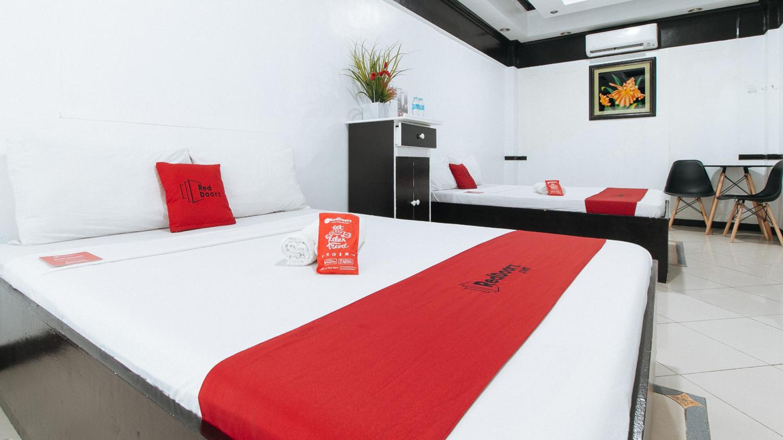 Quadruple Room - Photo 2