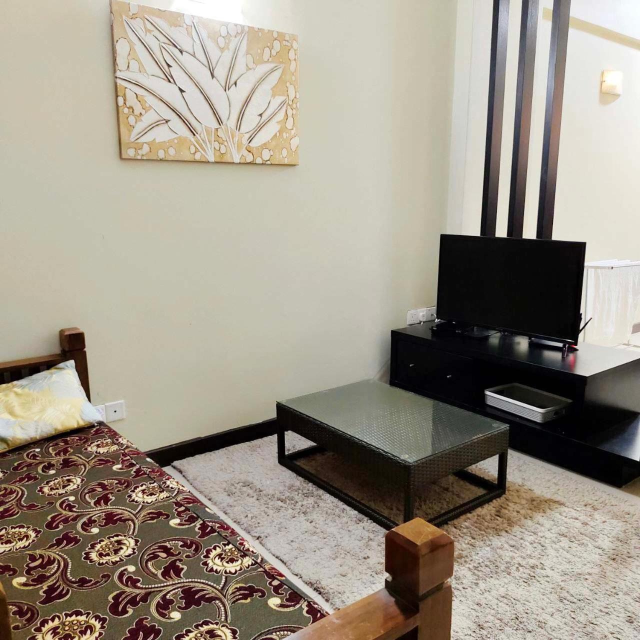 Two-Bedroom Apartment with Balcony photo 3