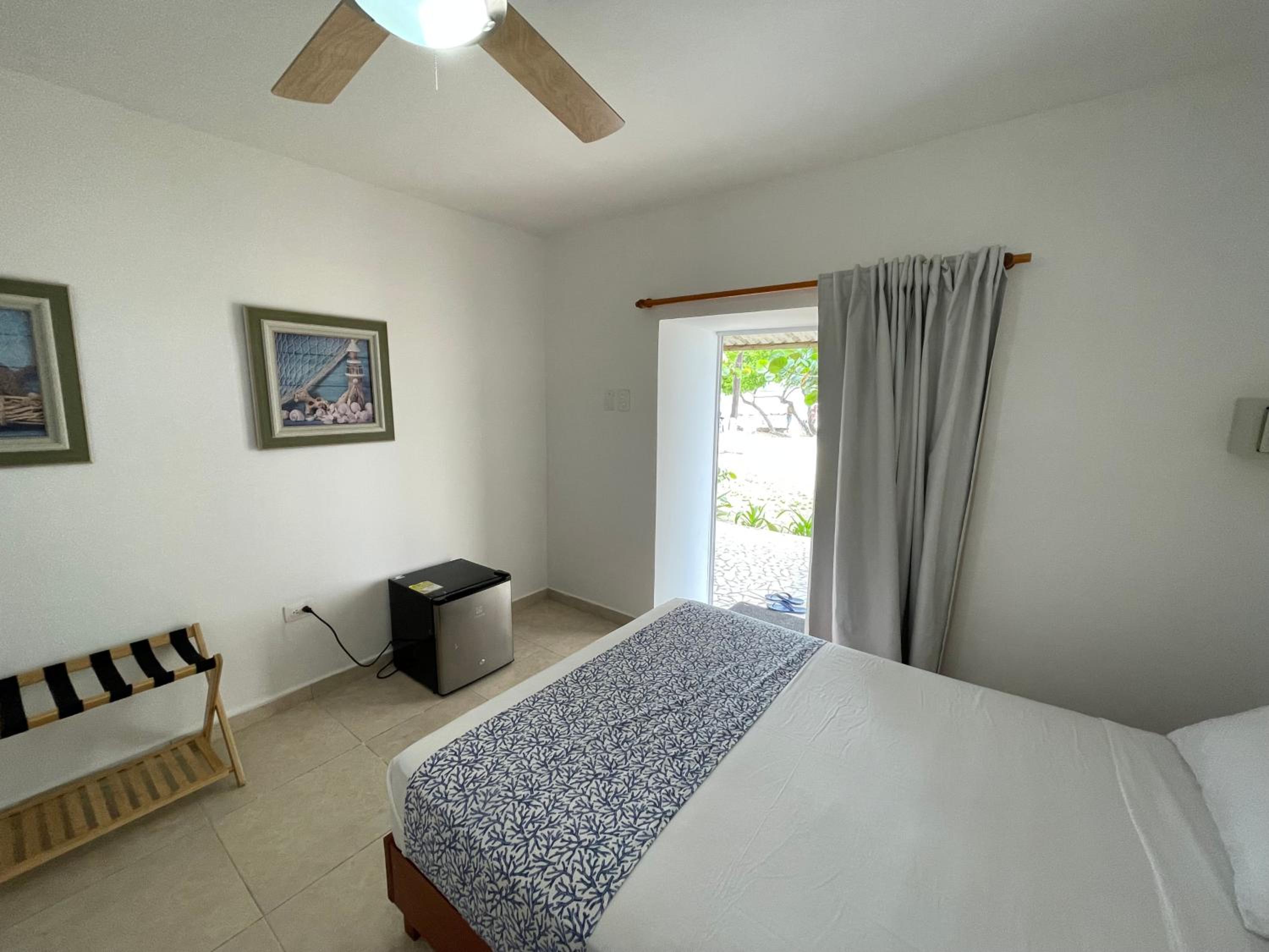 Triple Room with Sea View photo 1