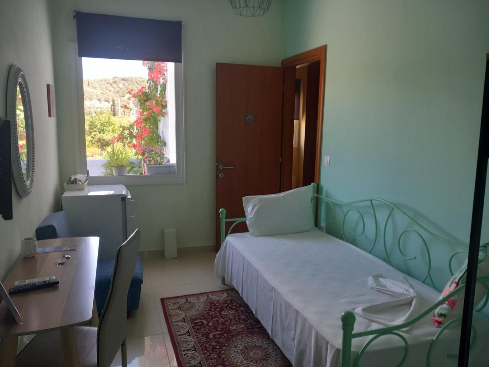 Budget Single Room