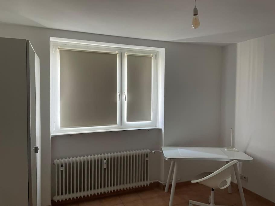 Three-Bedroom Apartment with Balcony photo 1