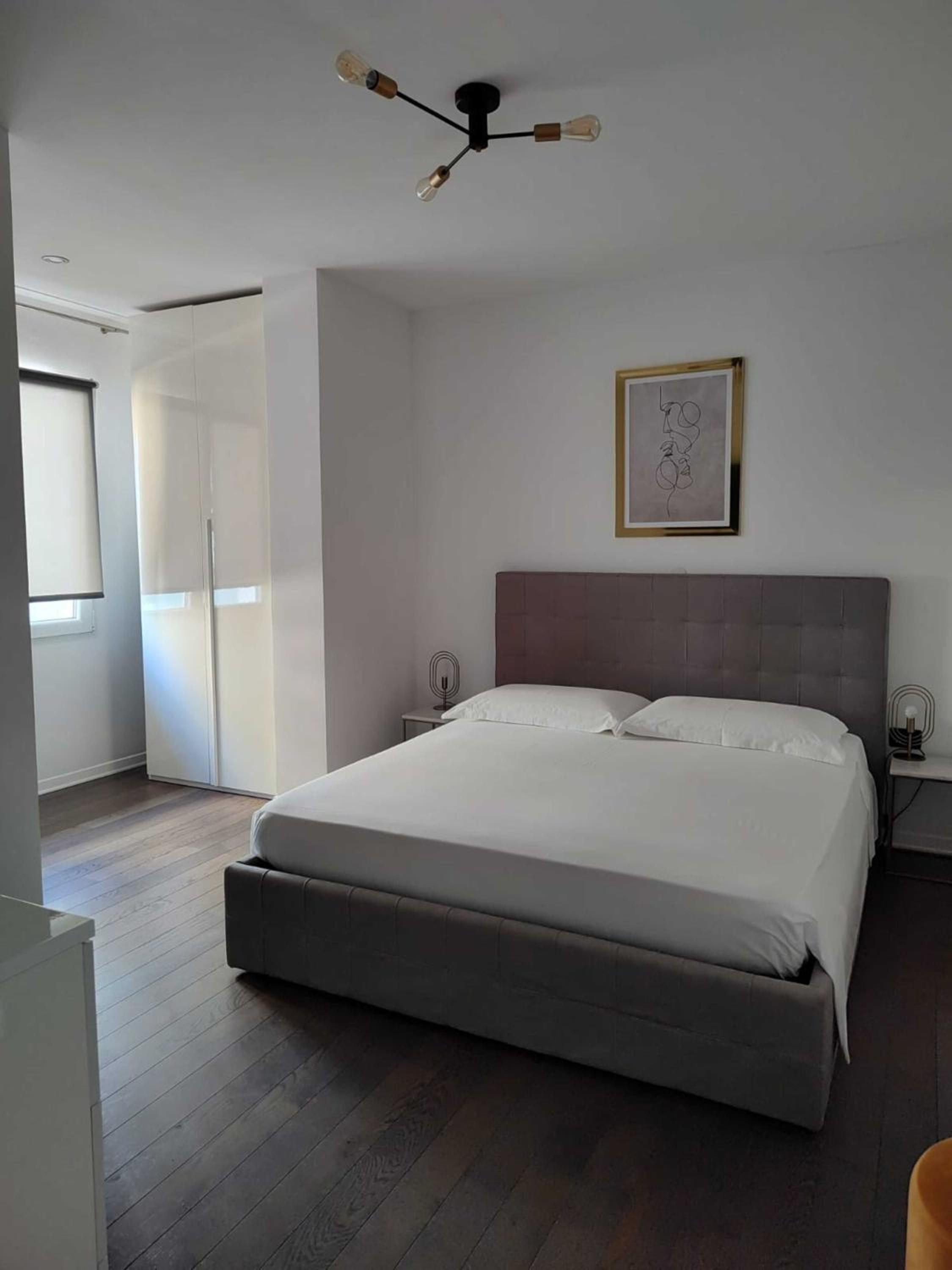 Superior One-Bedroom Apartment with Balcony
