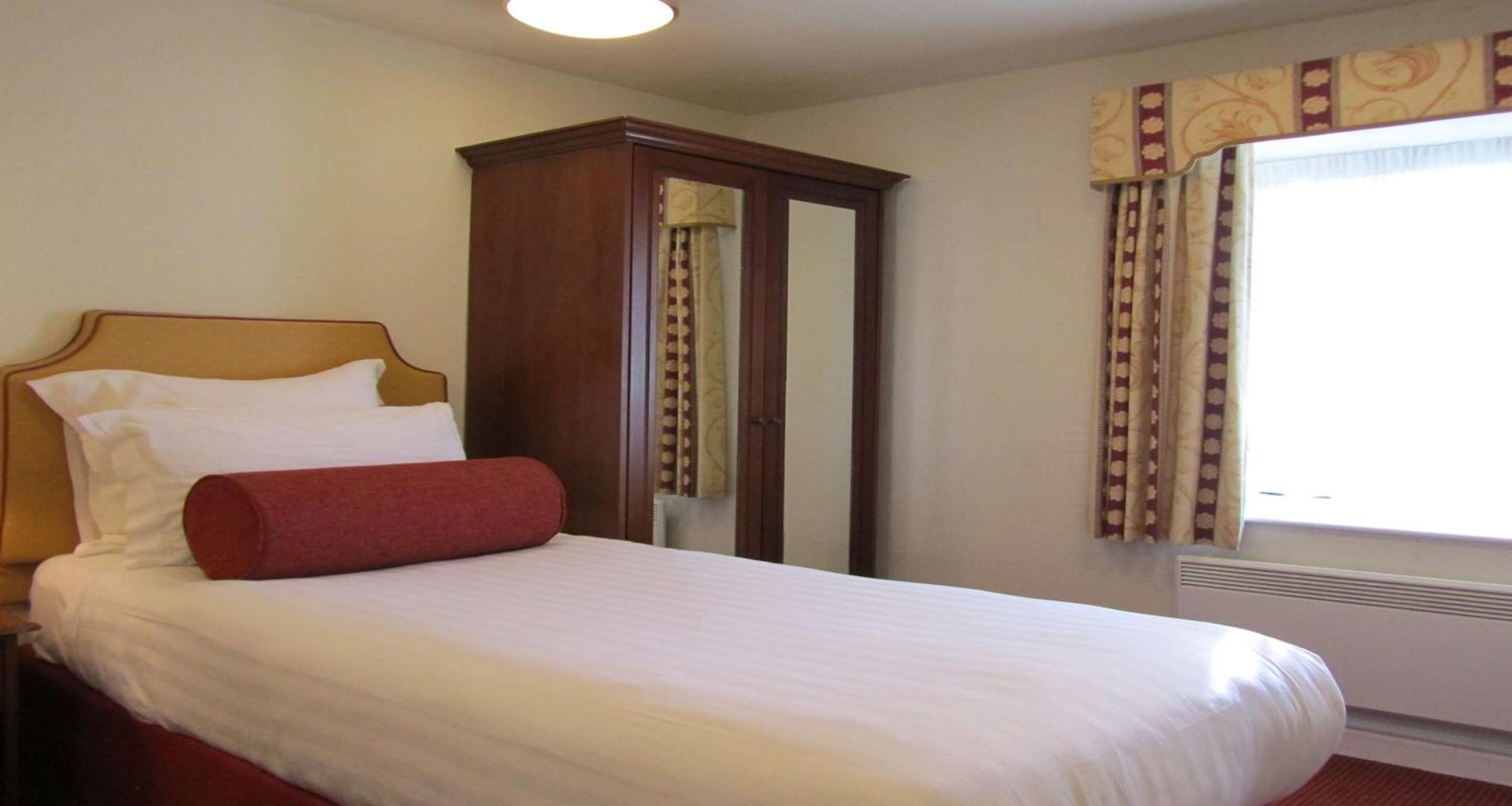 Standard Single Room - Non-Smoking photo 1