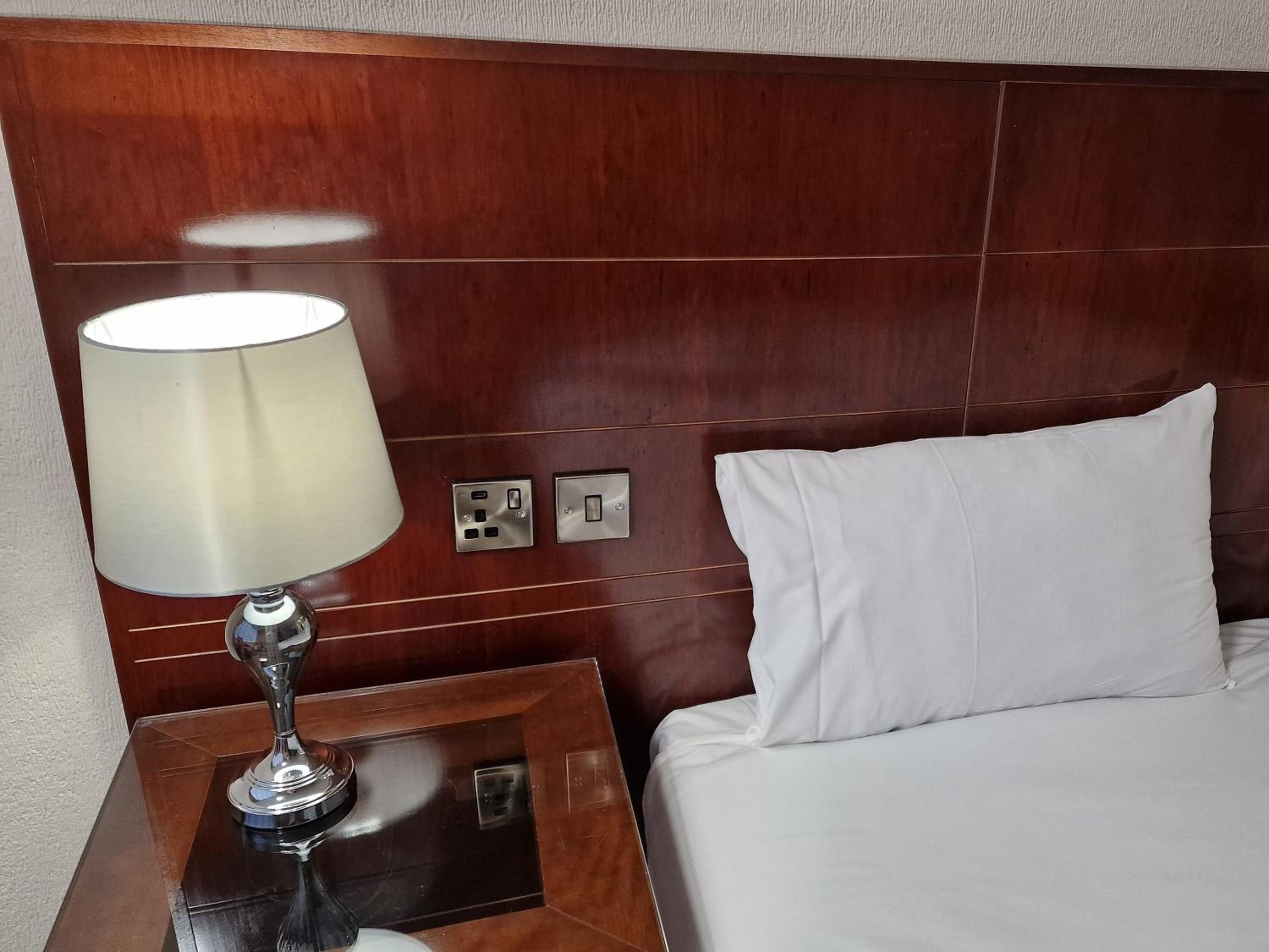 Executive Double Room - Photo 22