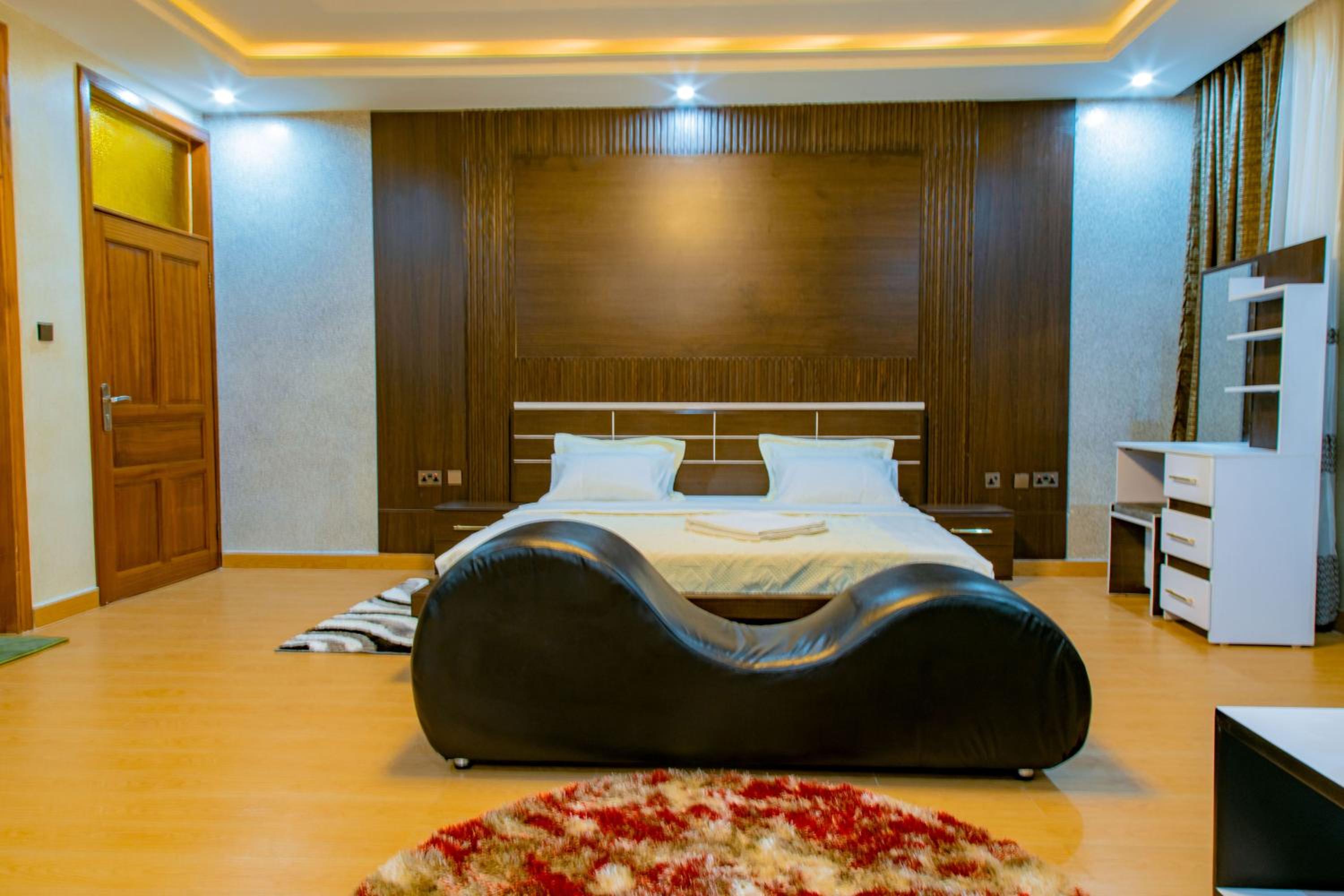 Executive Suite photo 1