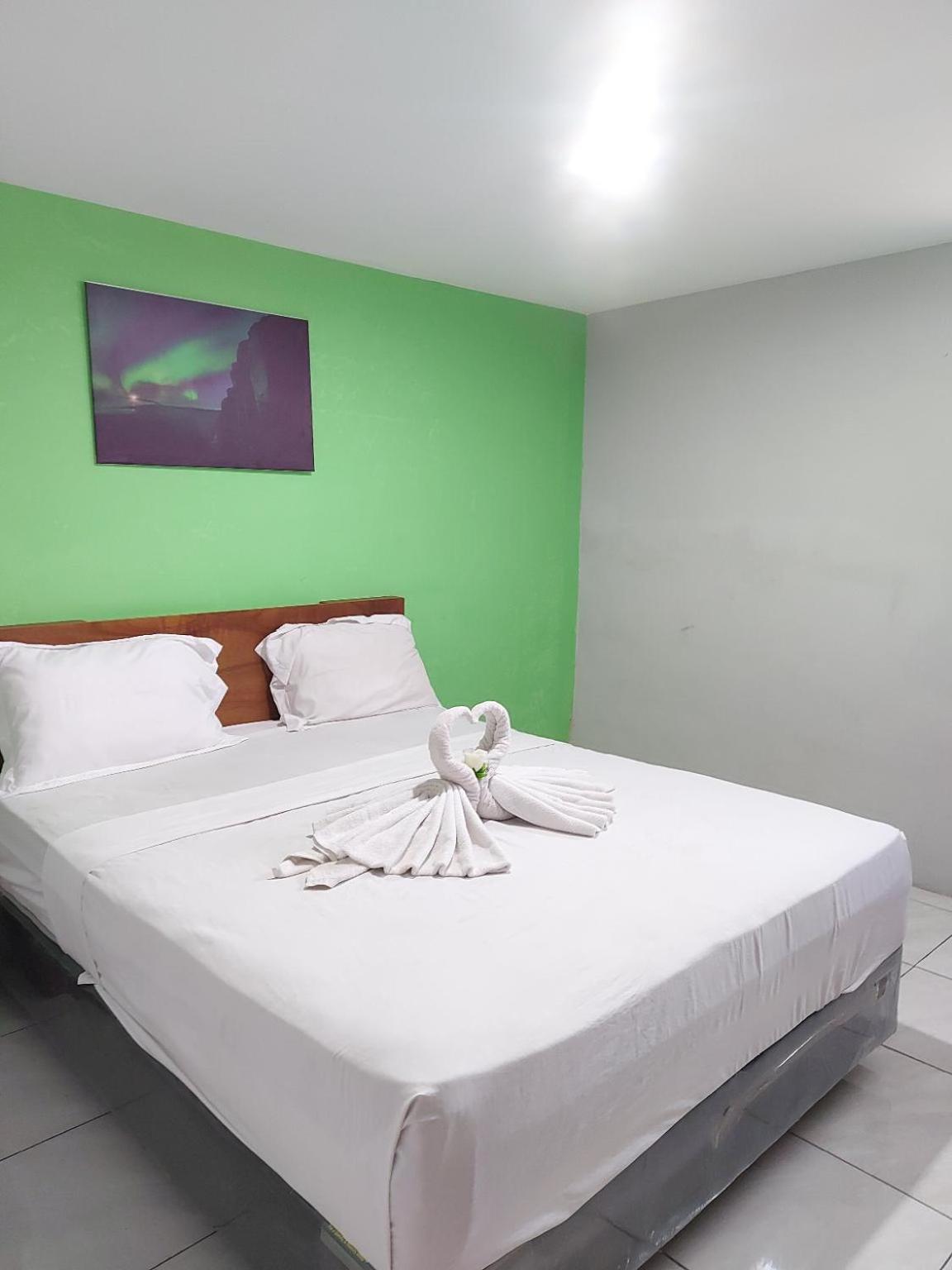 Standard Double Room - Photo 6