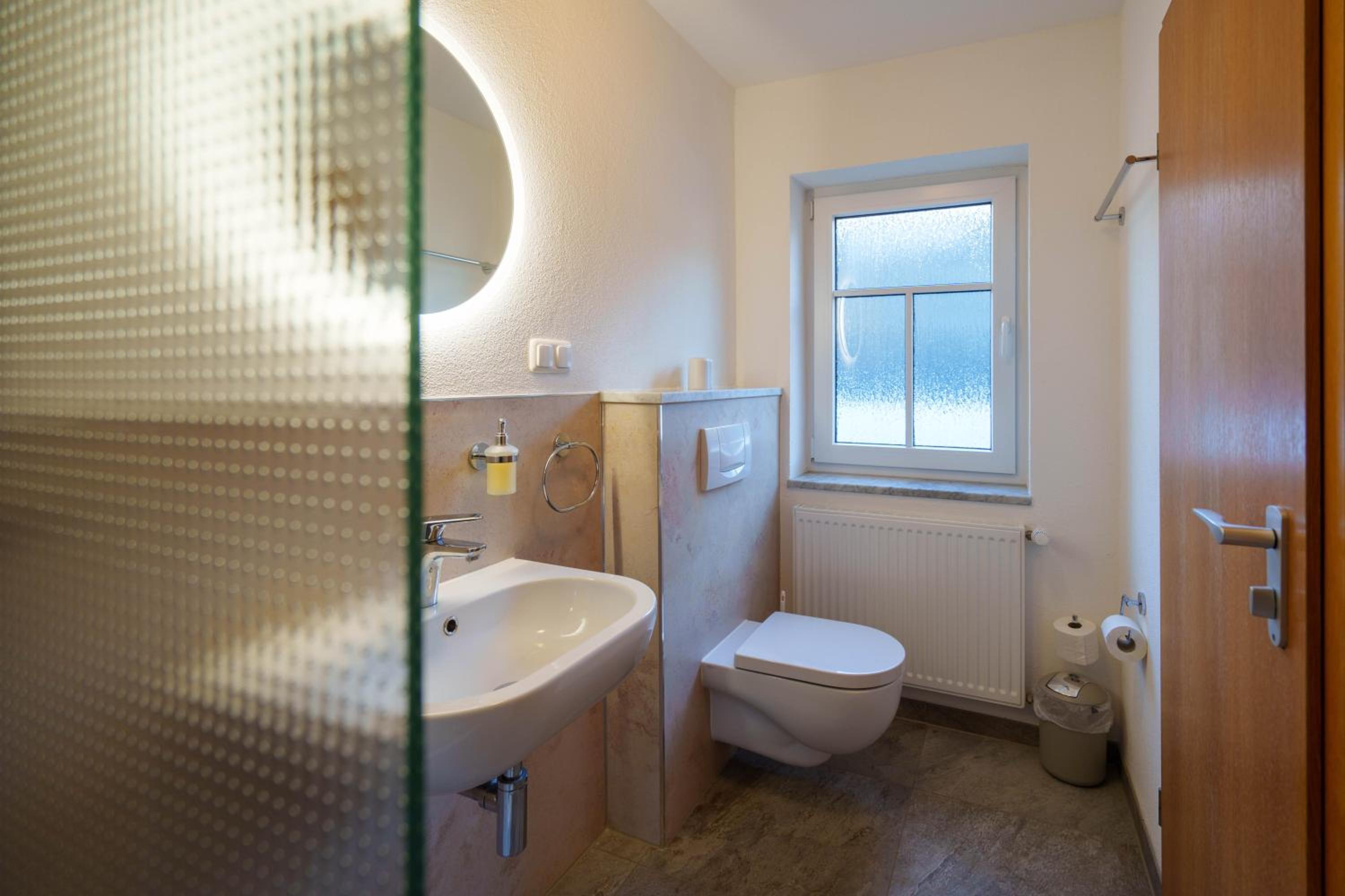 Double Room - Photo 2
