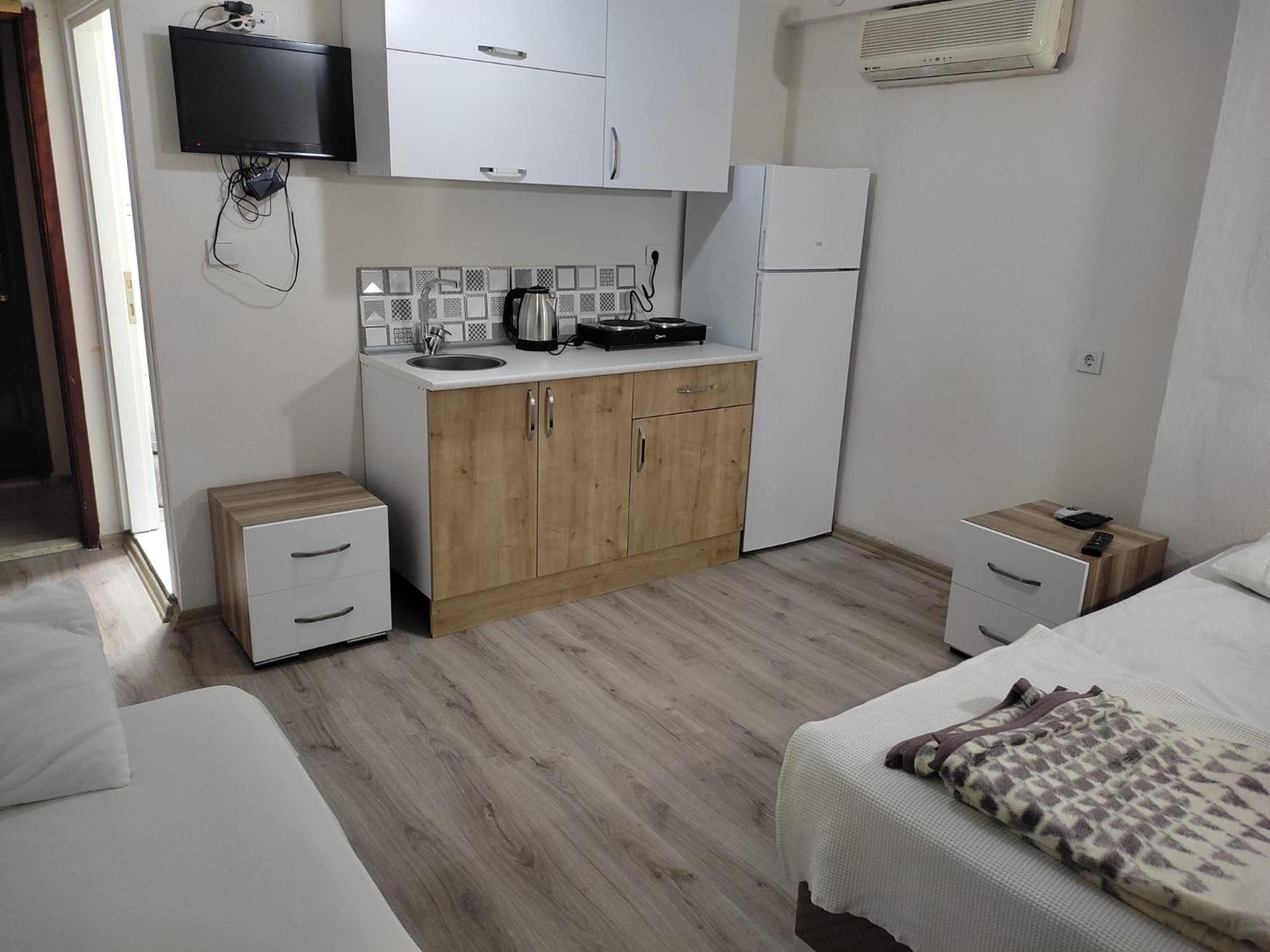 Quadruple Room photo 2