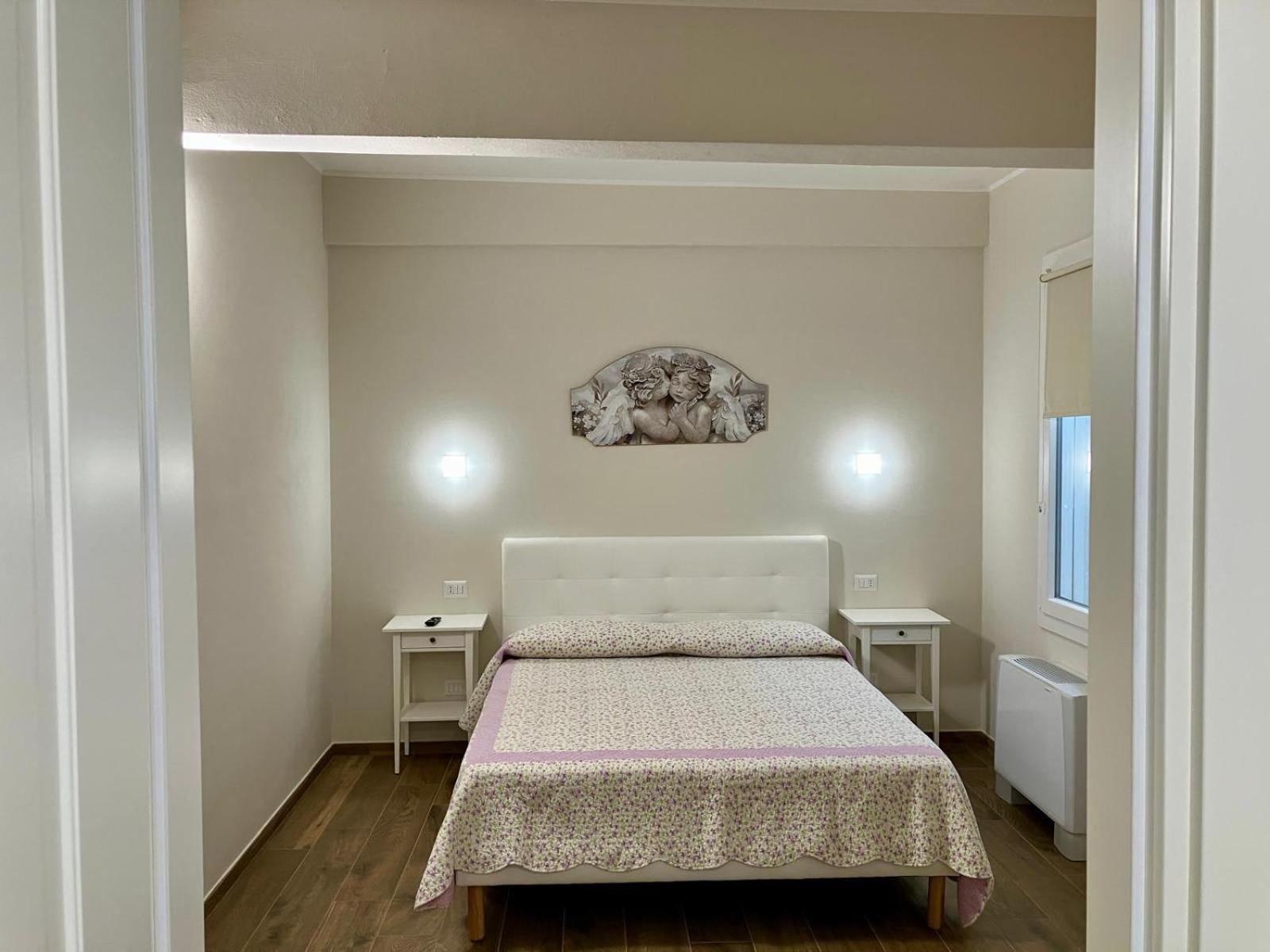 Double Room with Private Bathroom photo 1