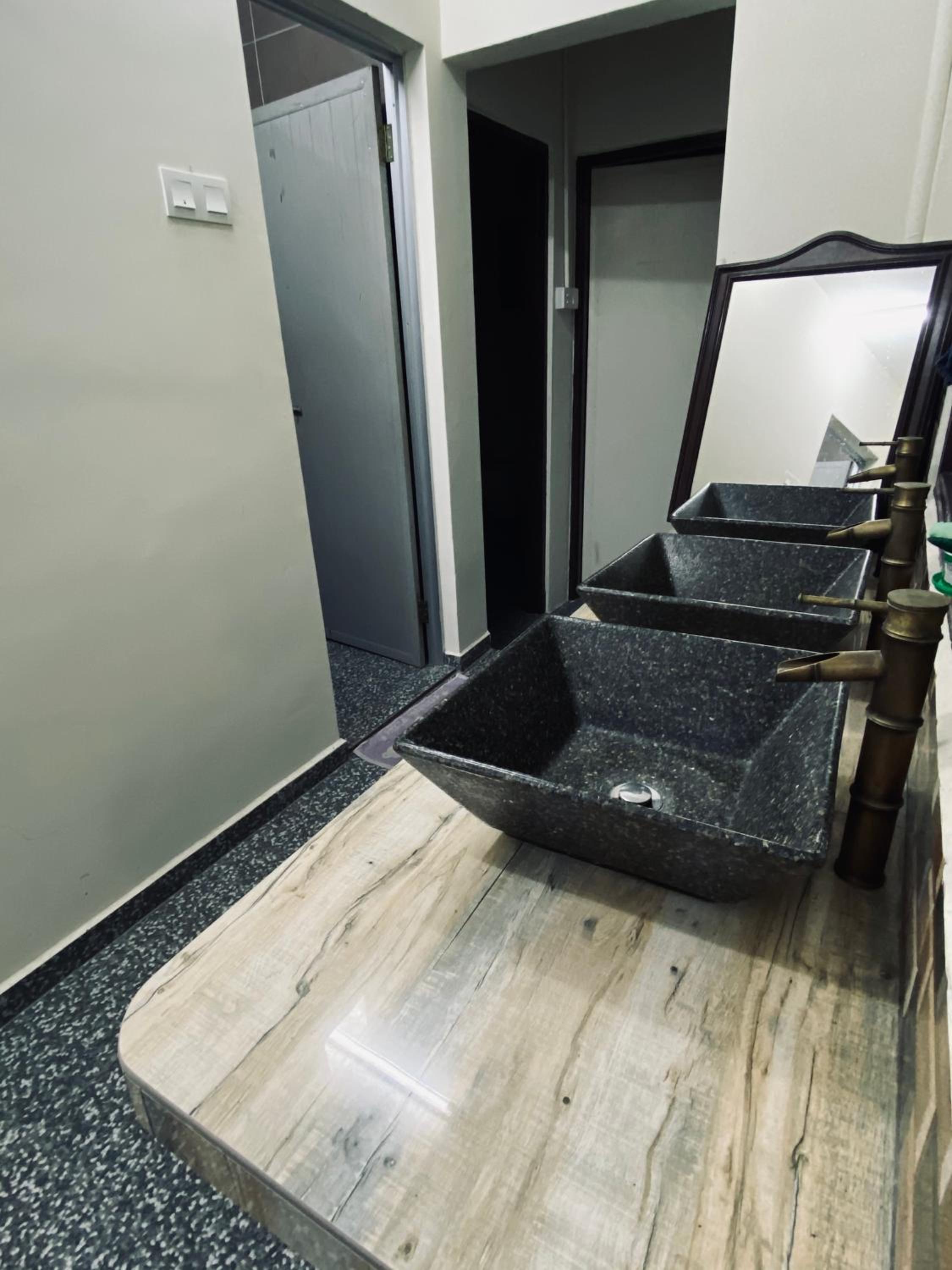 Economy Triple Room with Shared Bathroom