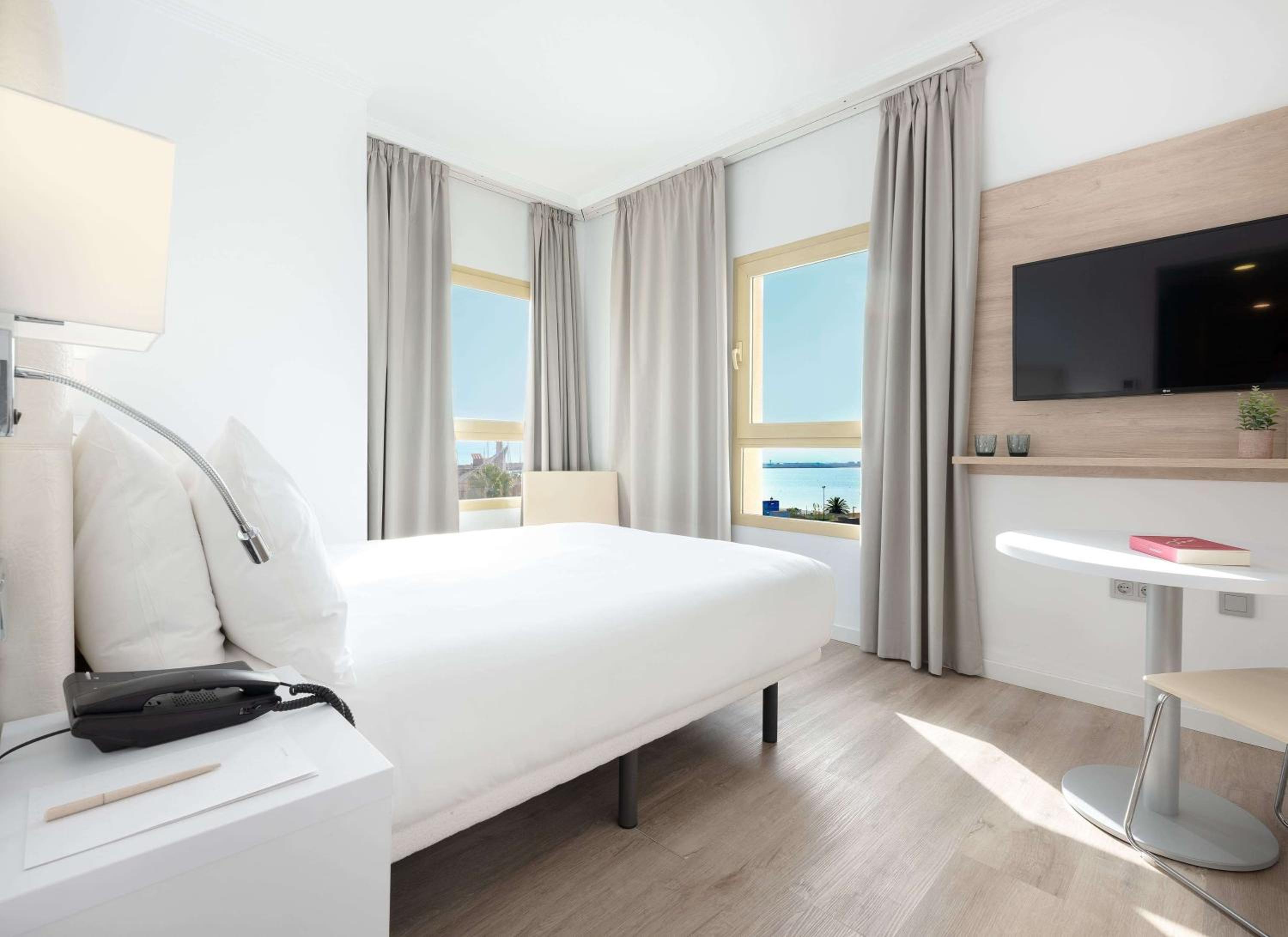 Standard Room - Photo 7