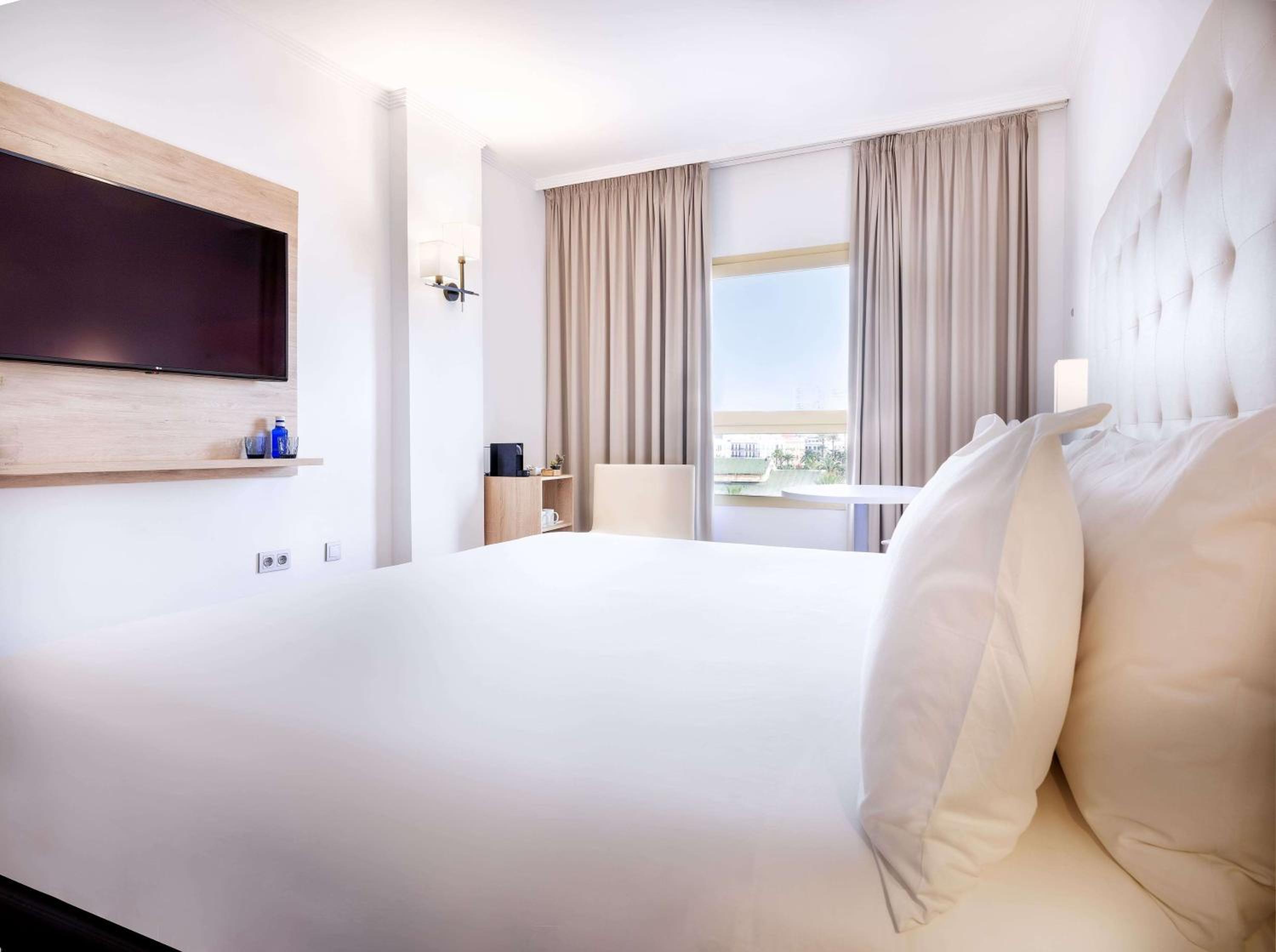 Premium Room - Photo 1