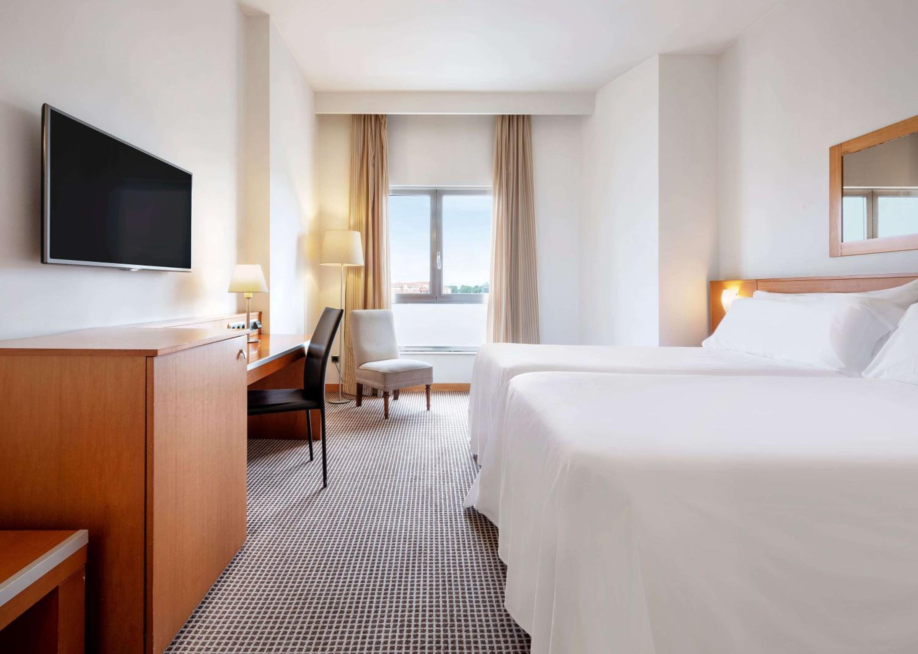 Standard Room - Photo 1