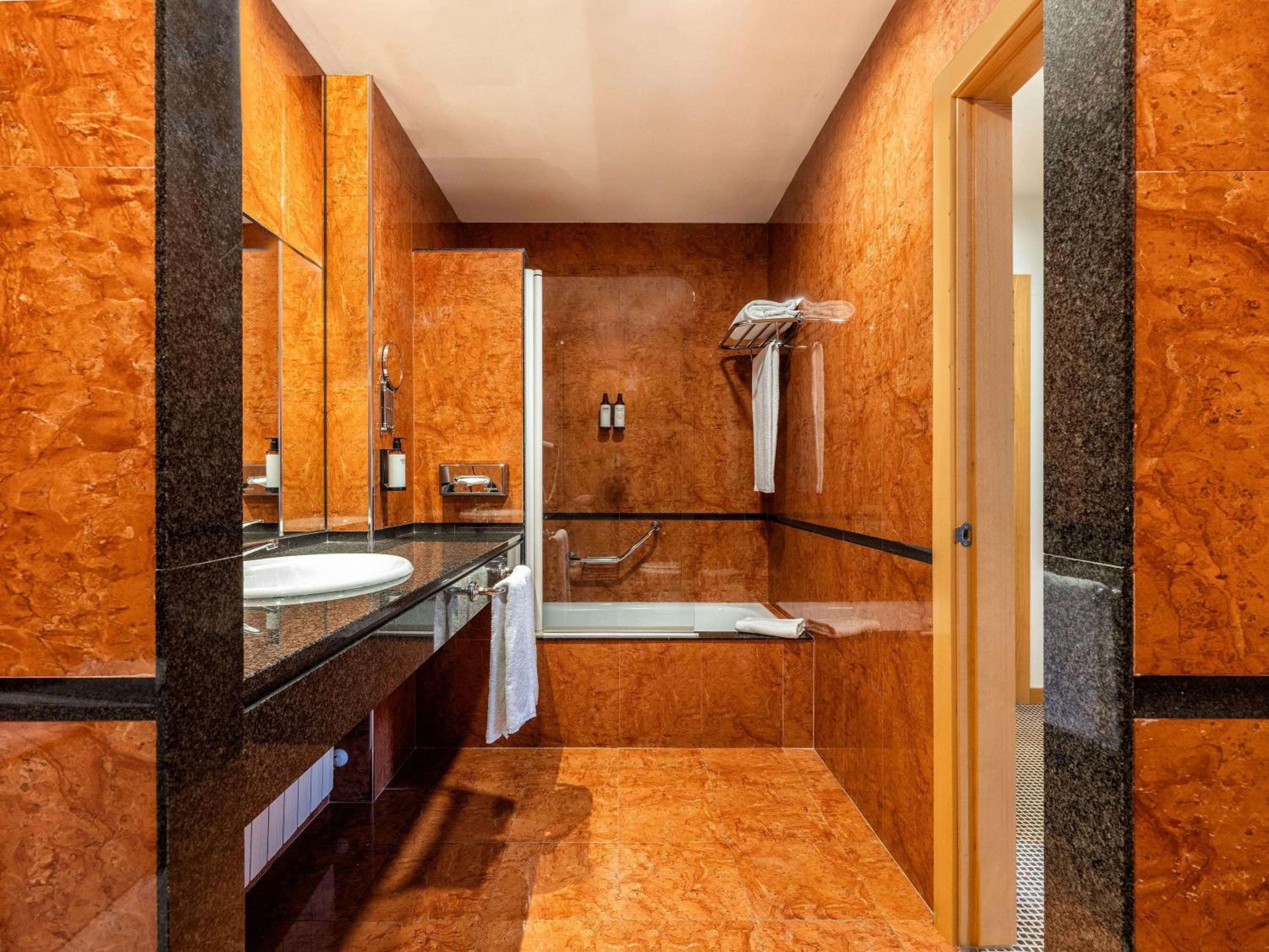 Standard Room - Photo 4