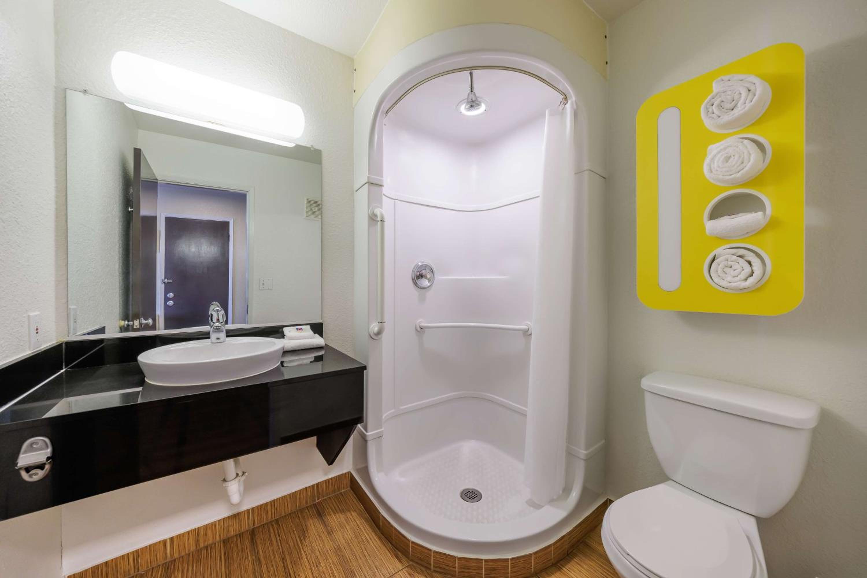 2 Full Beds|Non-Smoking - Photo 3