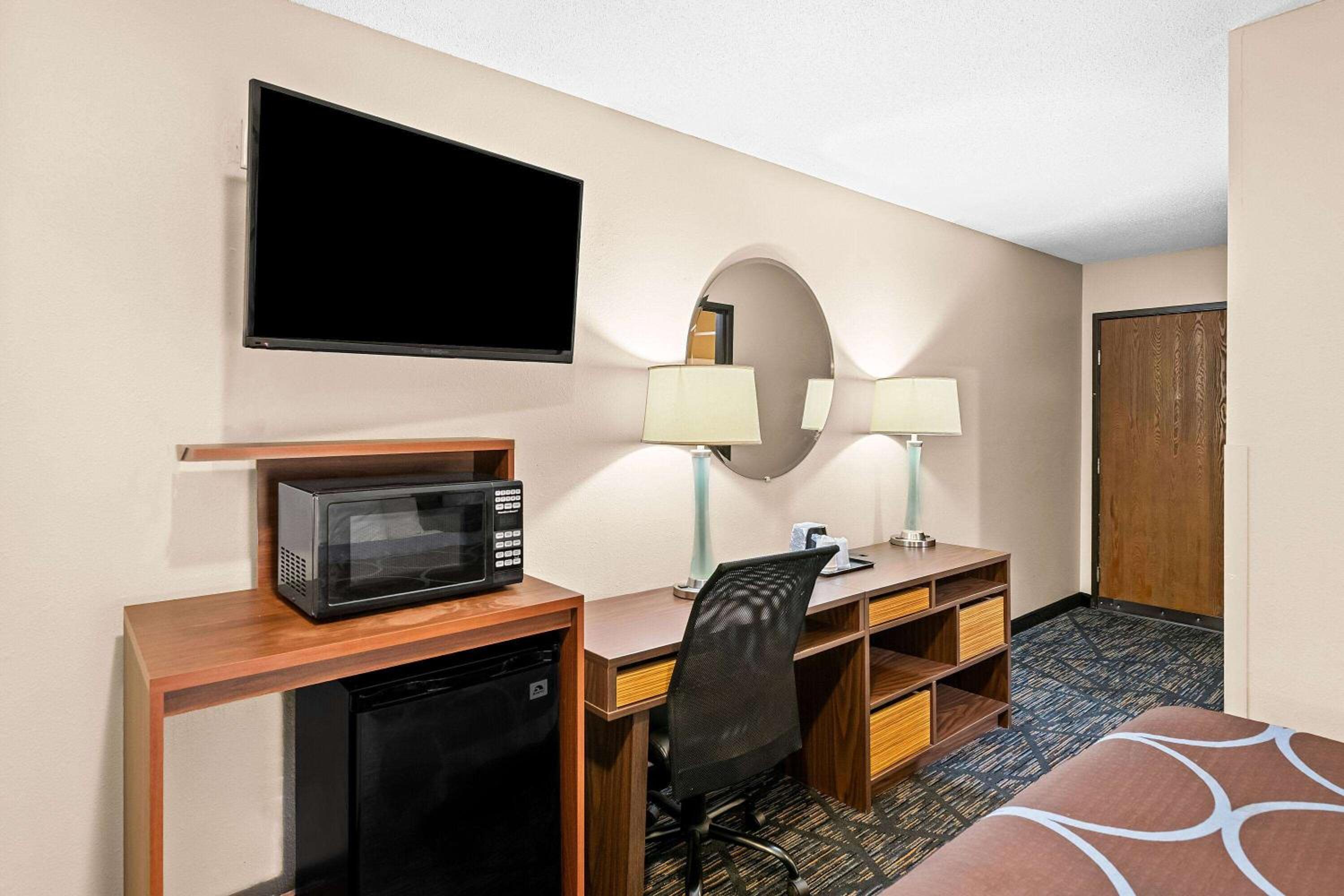 Double Room - Mobility Access/Non-Smoking photo 2