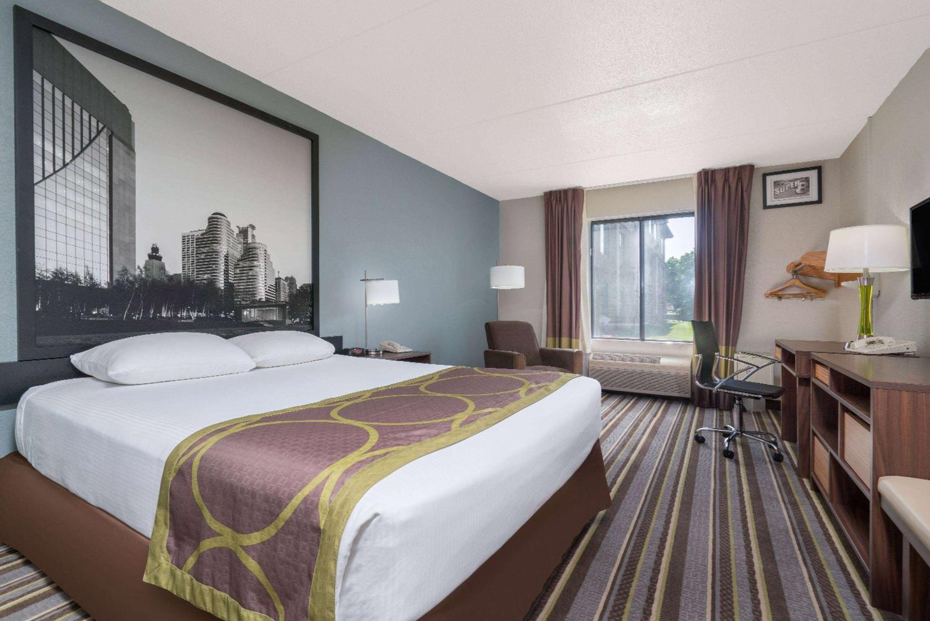 Double Room - Non-Smoking - Photo 4