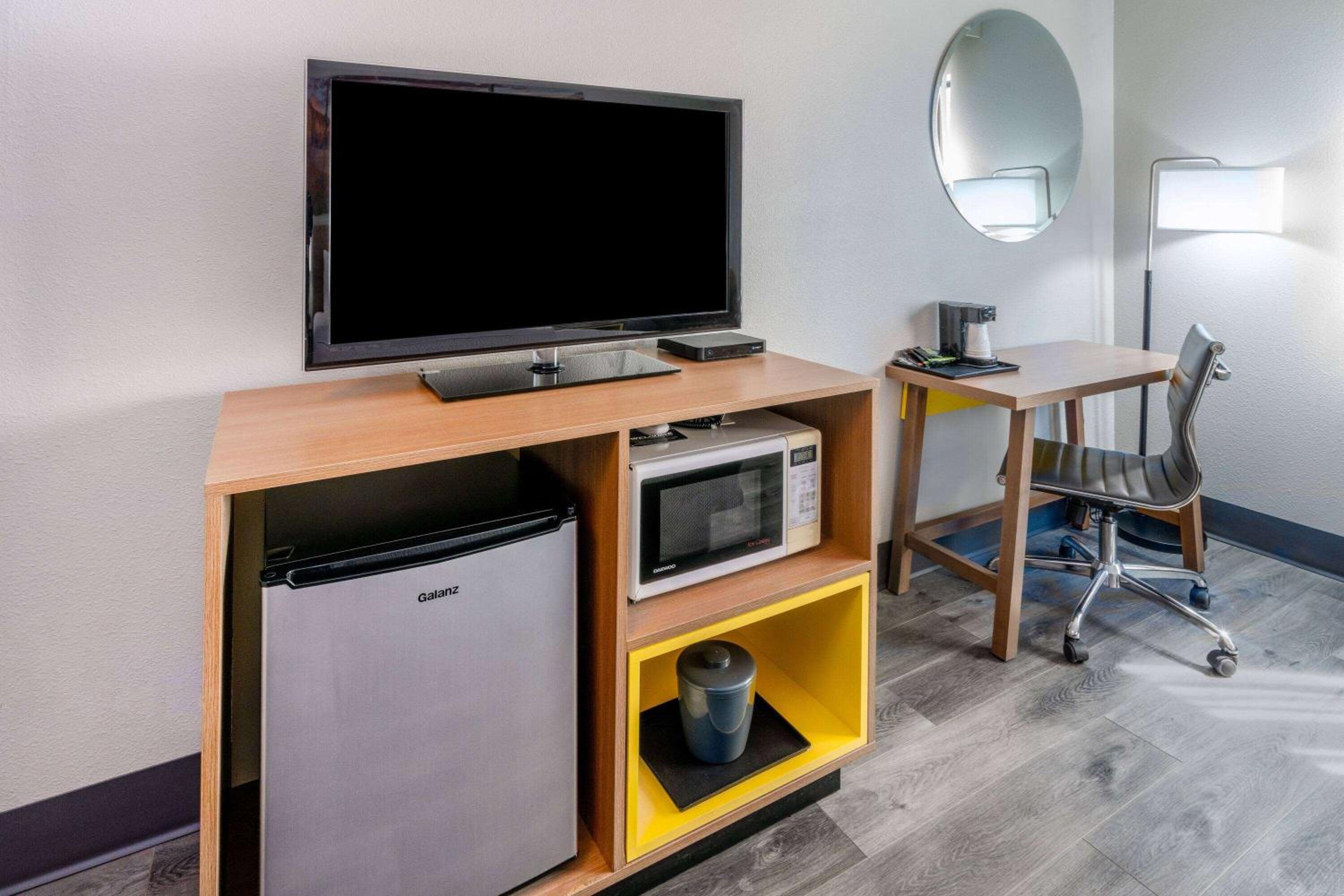 Queen Room - Disability Access/Non-Smoking - Photo 1