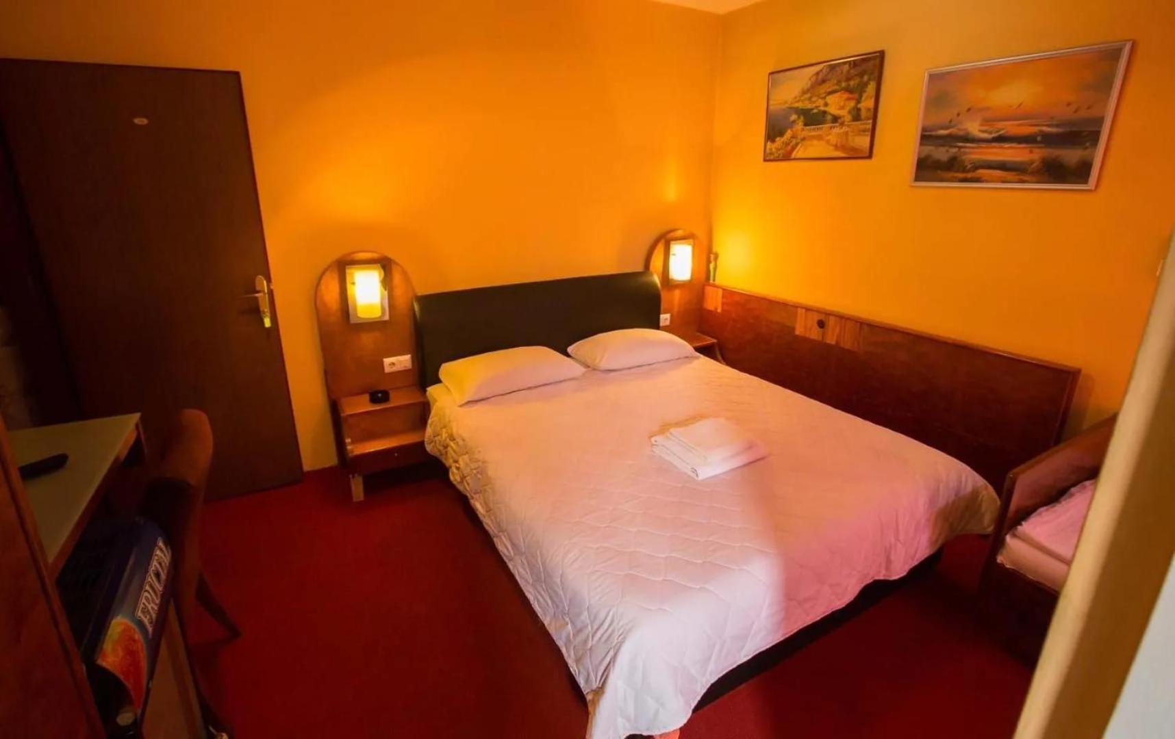 Single Room photo 2